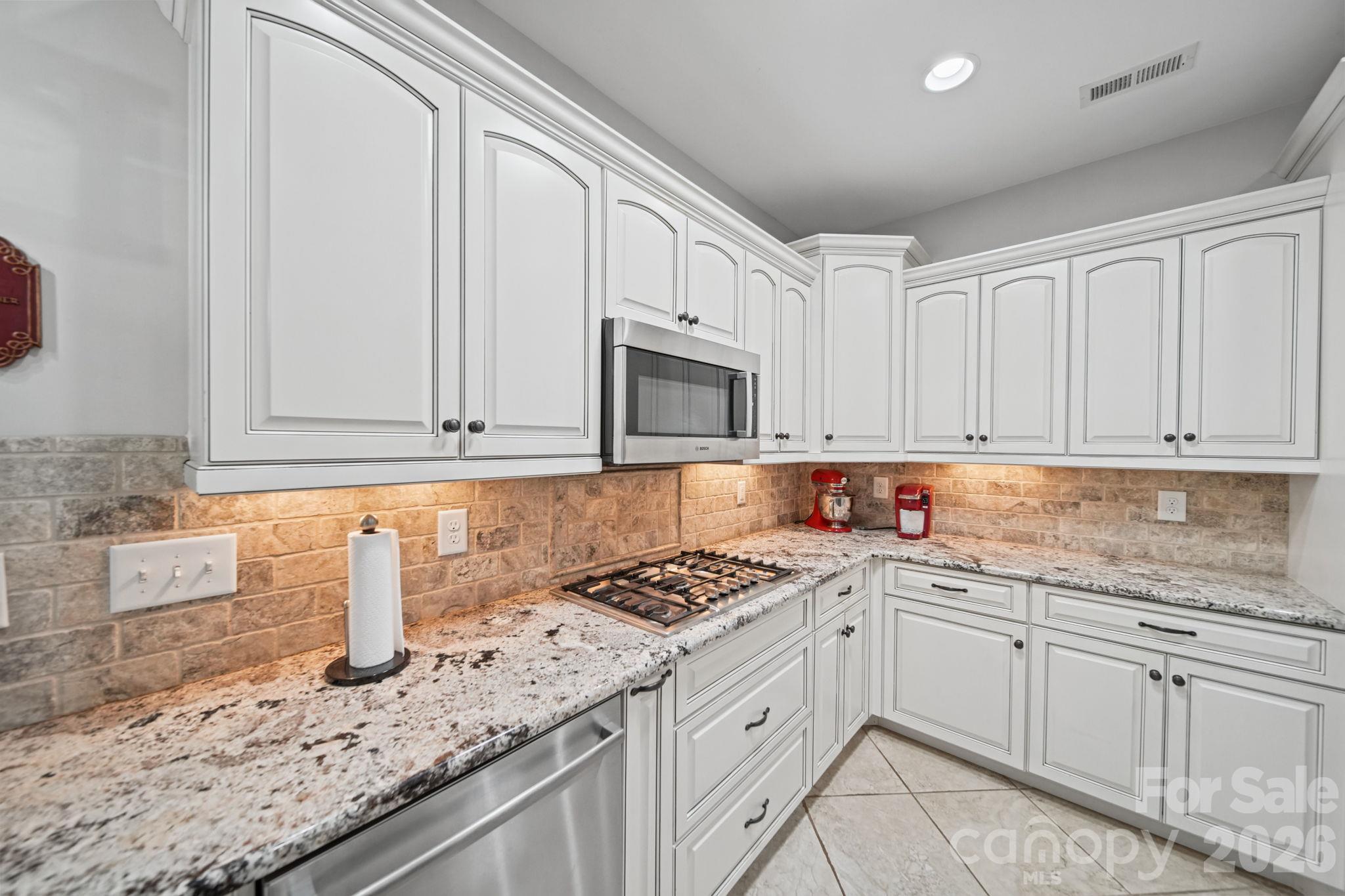 Kitchen - 2367 Stardust Court, Denver