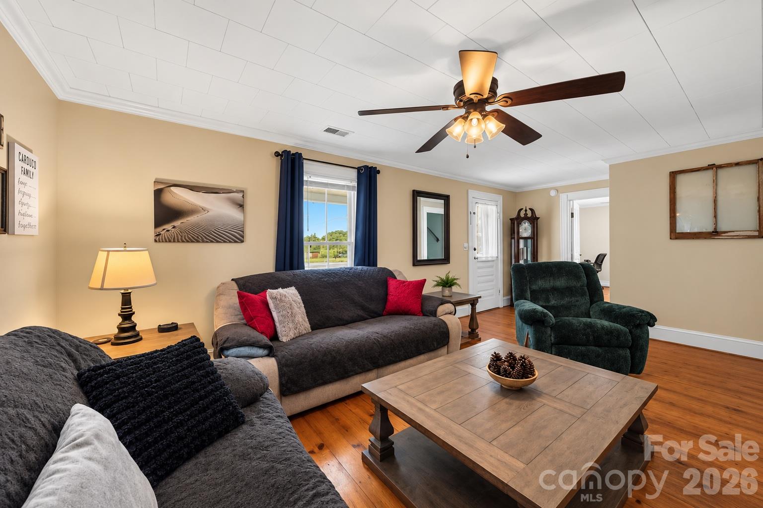 Living room - 322 E Main Street, Maiden