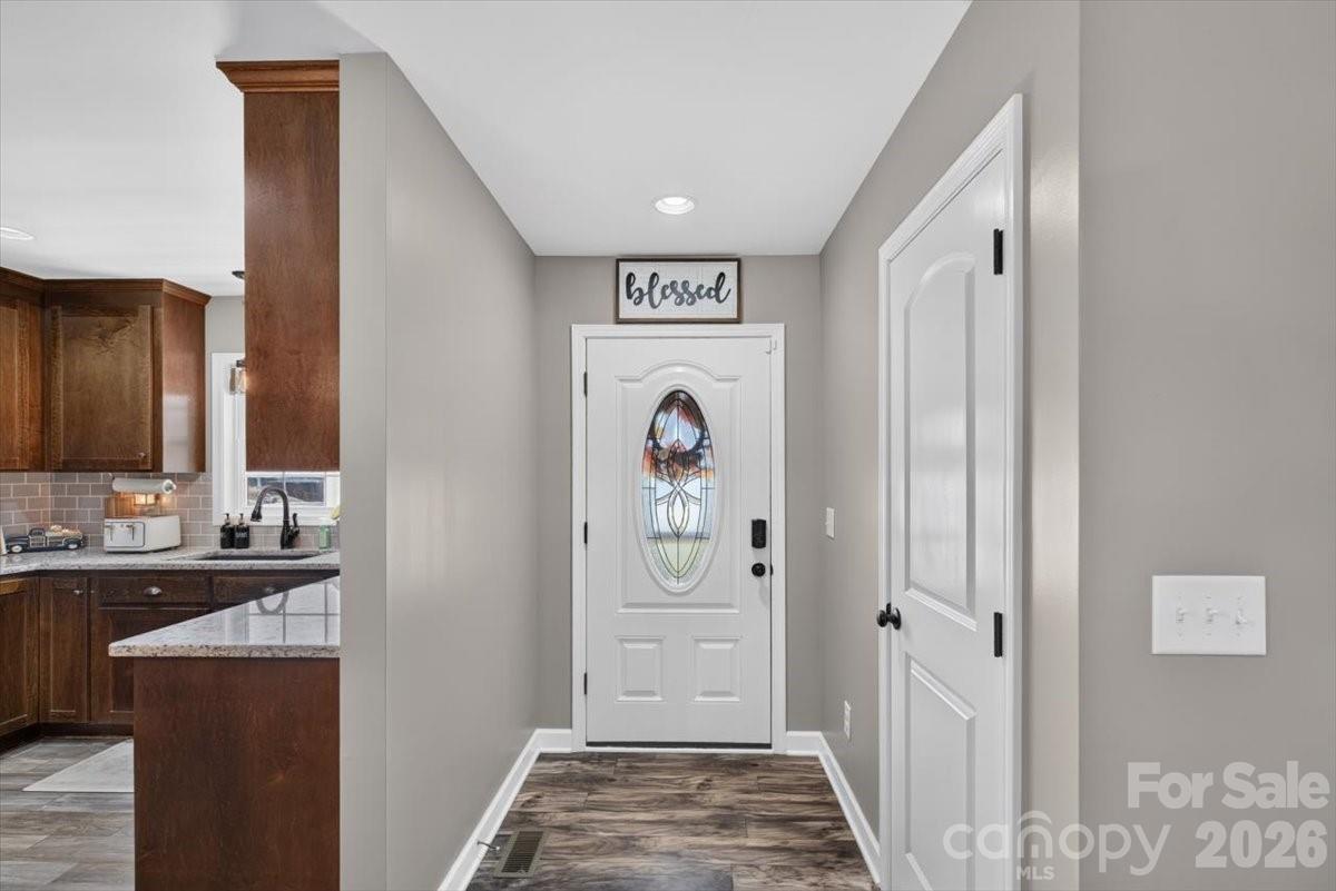 Single Family Residence at 130 Portman Lane, Statesville, photo 9 of 41