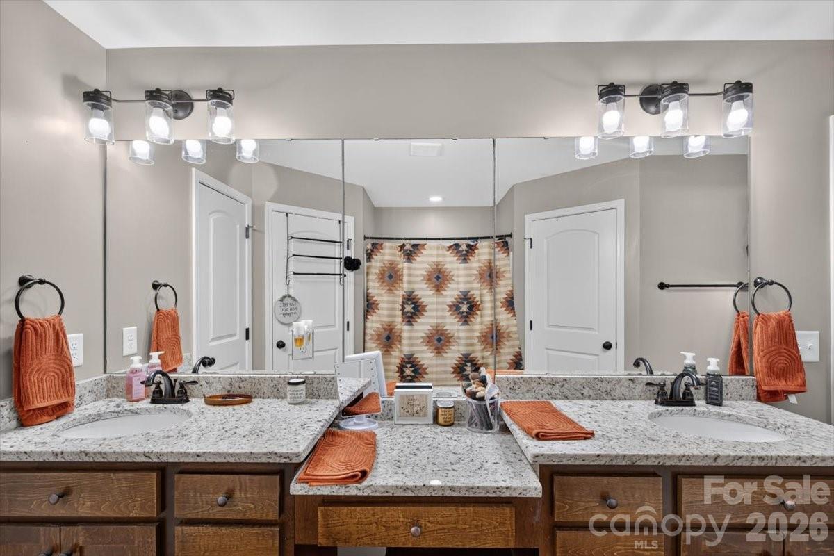 Single Family Residence at 130 Portman Lane, Statesville, photo 28 of 41