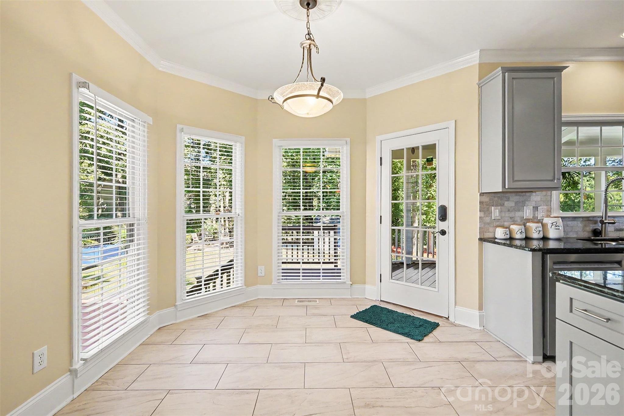 Single Family Residence at 10409 Persimmon Creek Drive, Mint Hill, photo 13 of 38