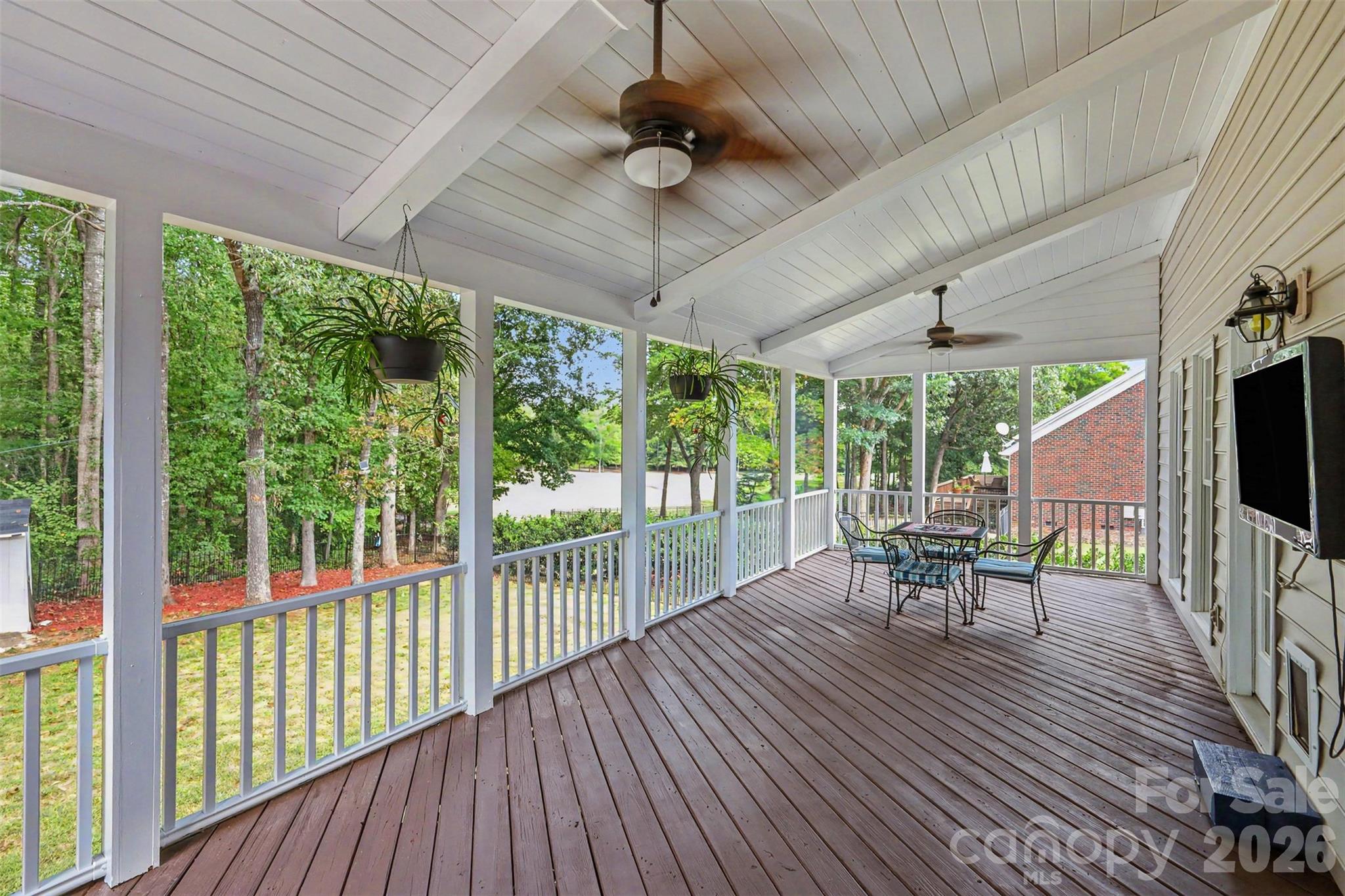 Screen Porch Overlooks the golf course - 10409 Persimmon Creek Drive, Mint Hill