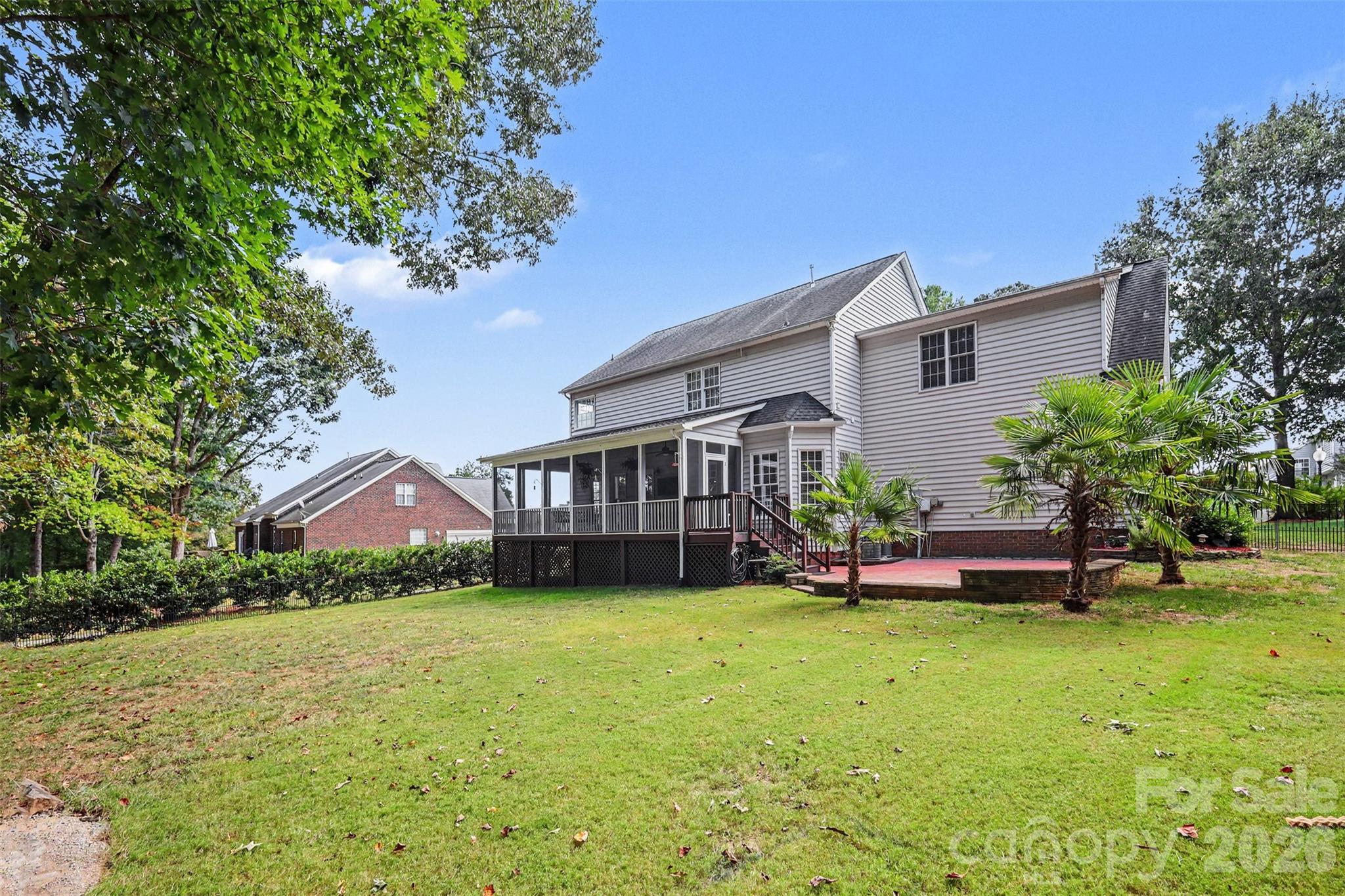 Single Family Residence at 10409 Persimmon Creek Drive, Mint Hill, photo 32 of 38