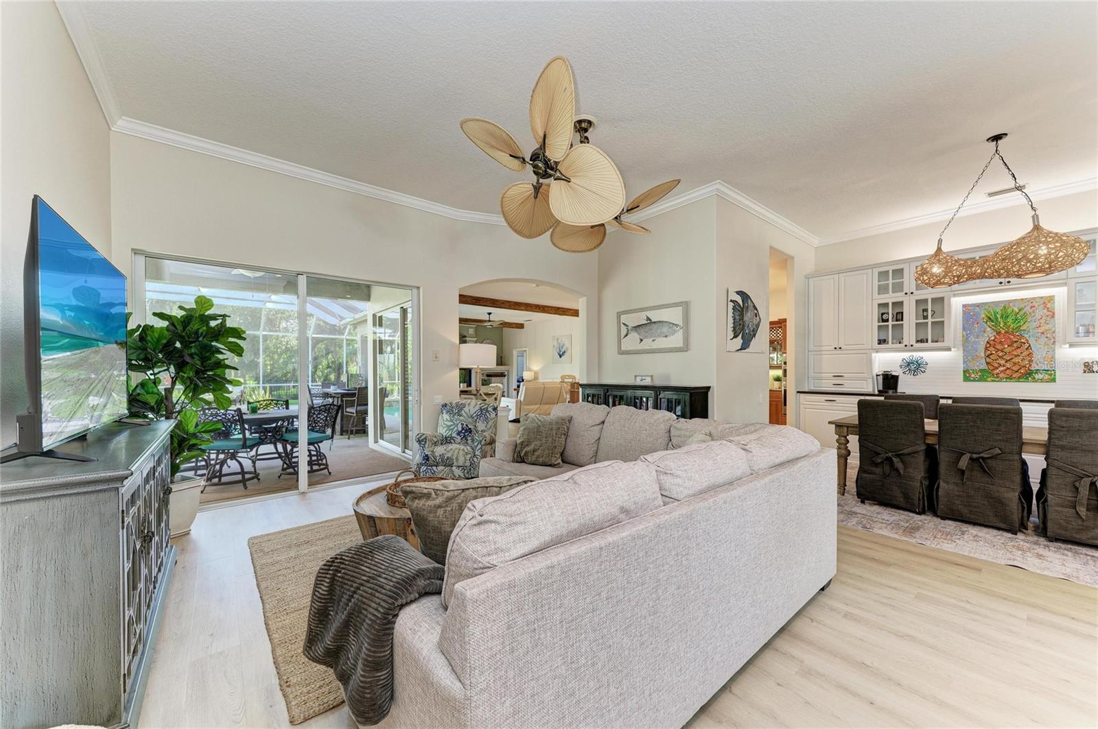 Single Family Residence at 2337 LITTLE COUNTRY RD, PARRISH, photo 13 of 72