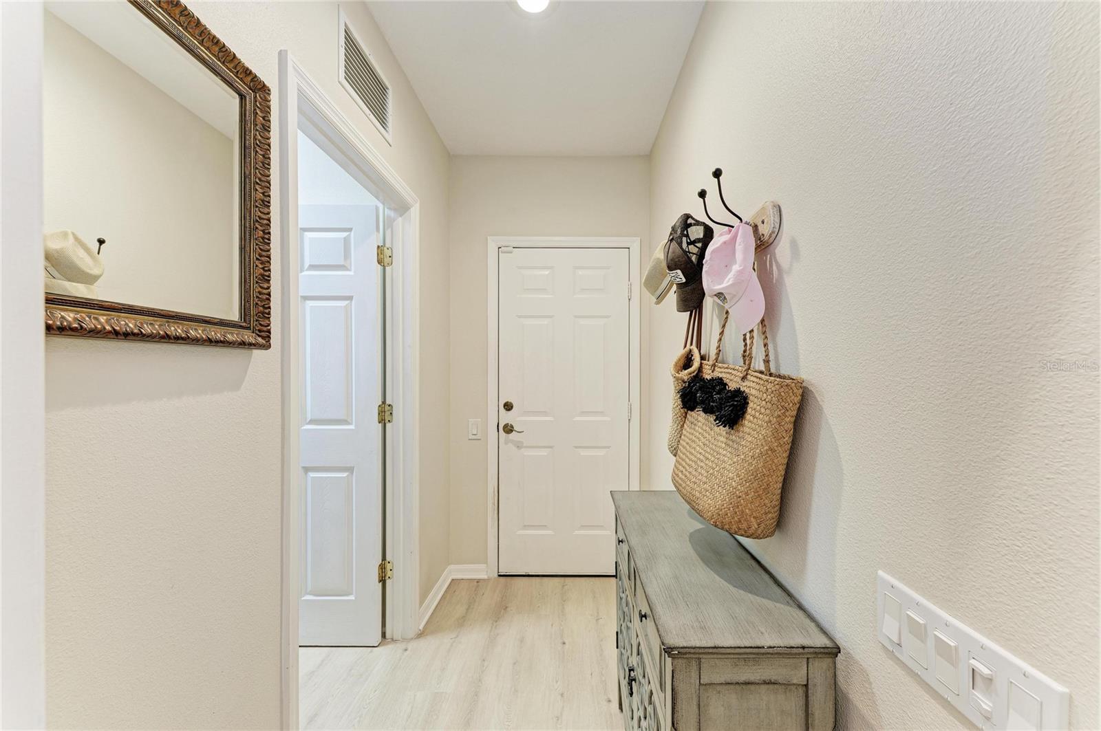 Single Family Residence at 2337 LITTLE COUNTRY RD, PARRISH, photo 24 of 72