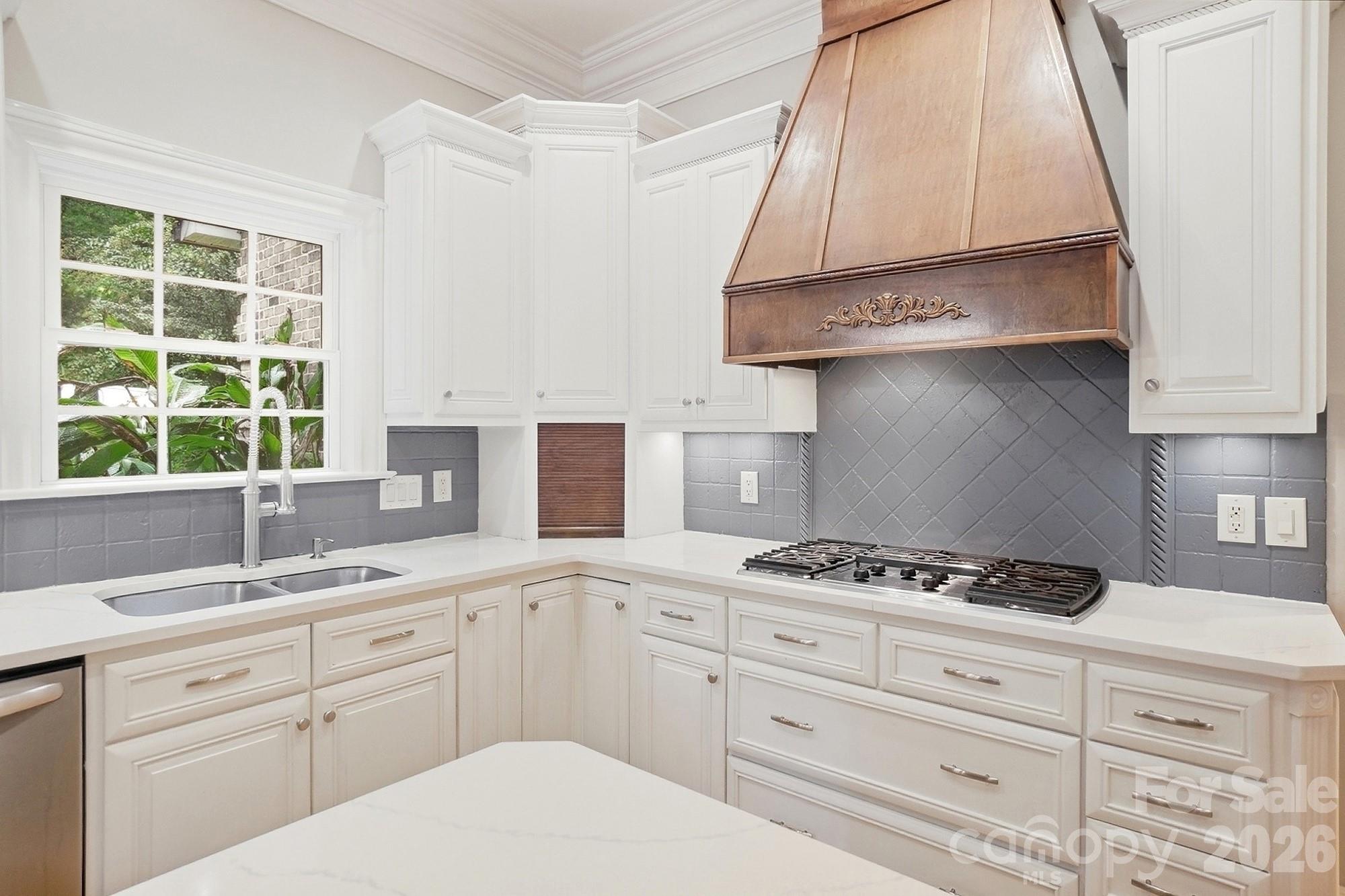 Chef's Dream Kitchen - 2930 Sweetgrass Lane, Monroe