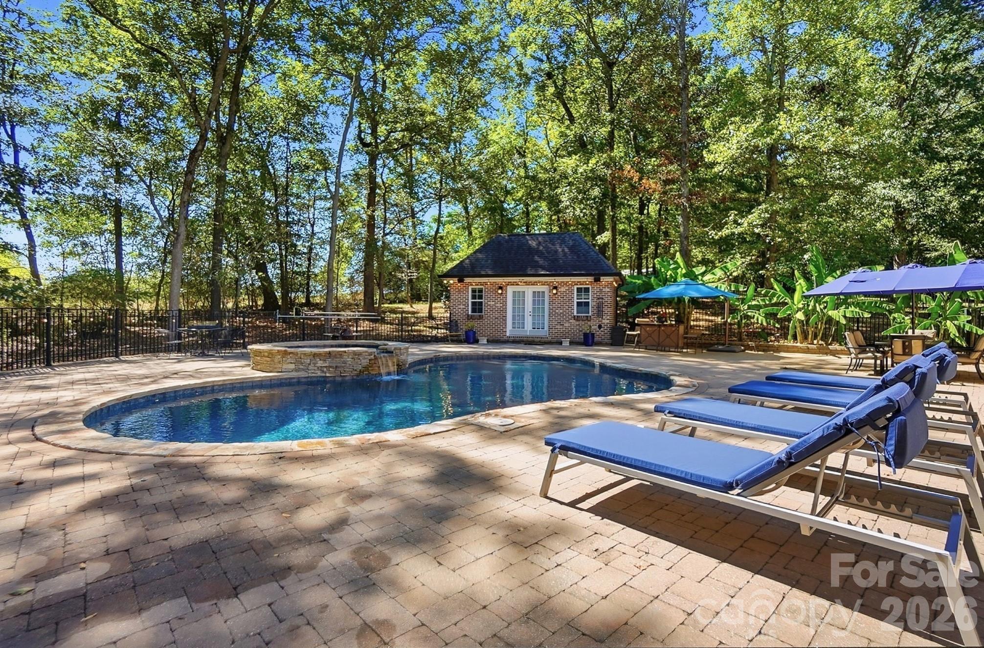 Saltwater Pool with Jacuzzi - 2930 Sweetgrass Lane, Monroe