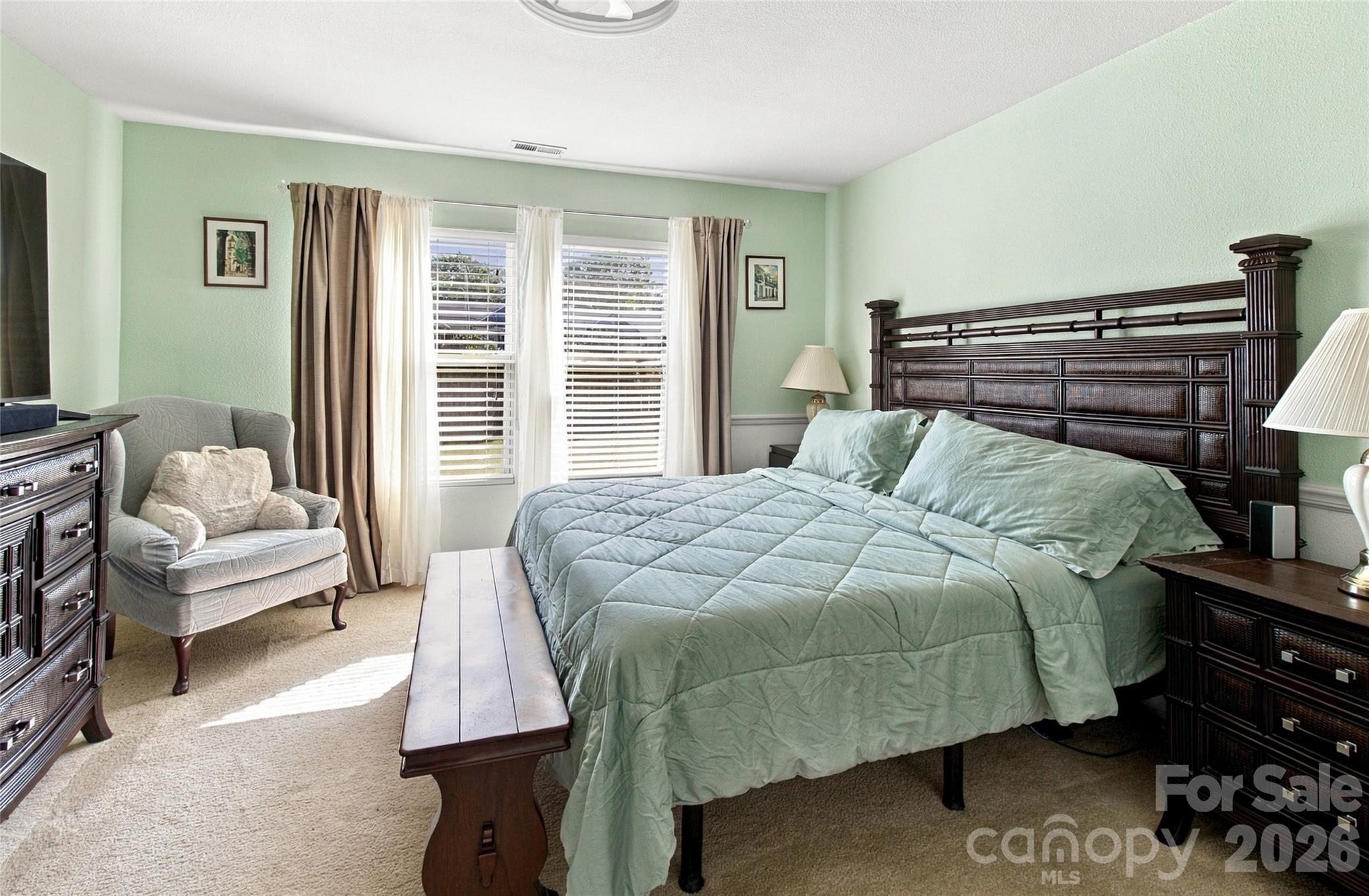 Single Family Residence at 968 Willow Creek Drive, Gastonia, photo 18 of 28