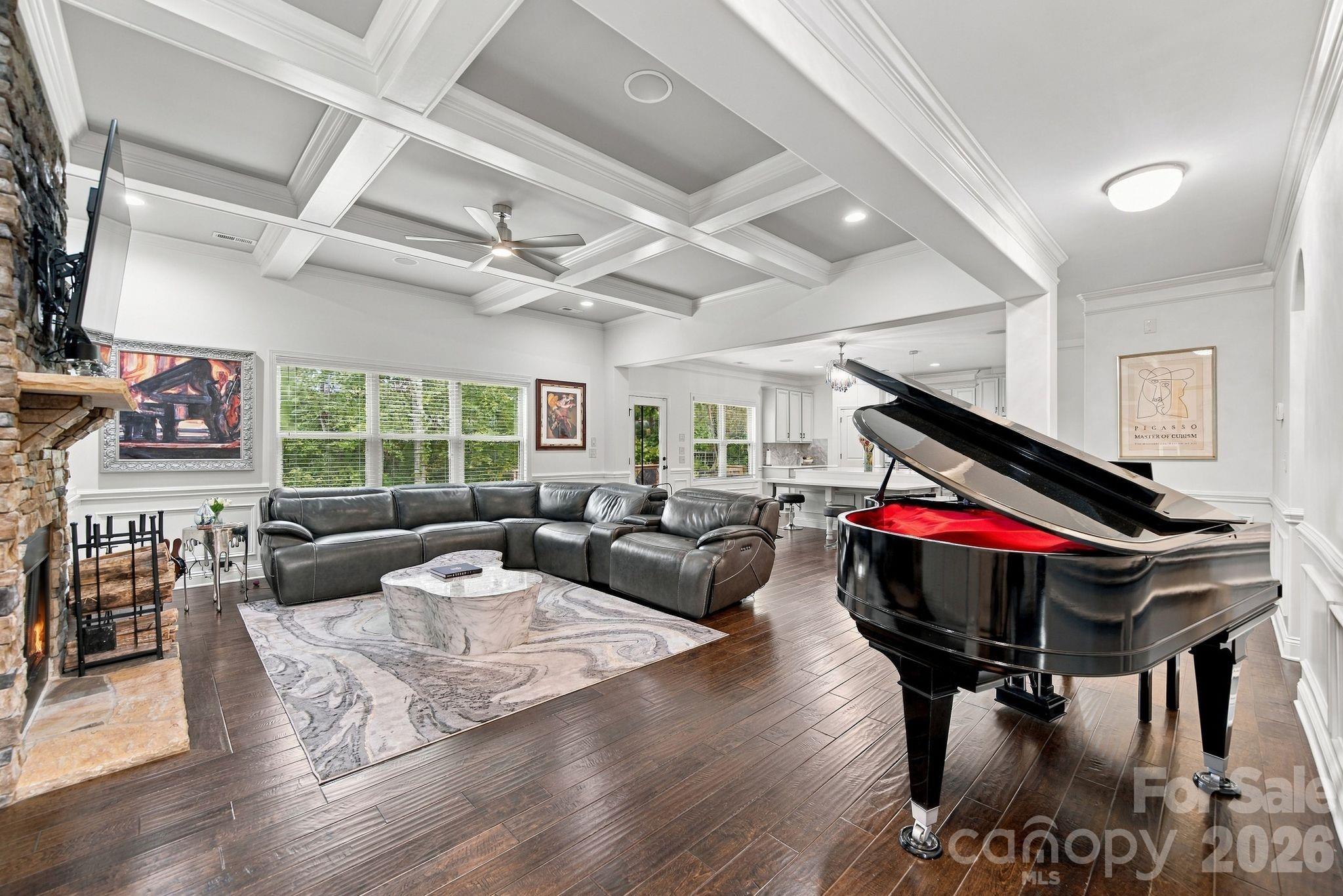 Single Family Residence at 13411 Crystal Springs Drive, Huntersville, photo 7 of 48