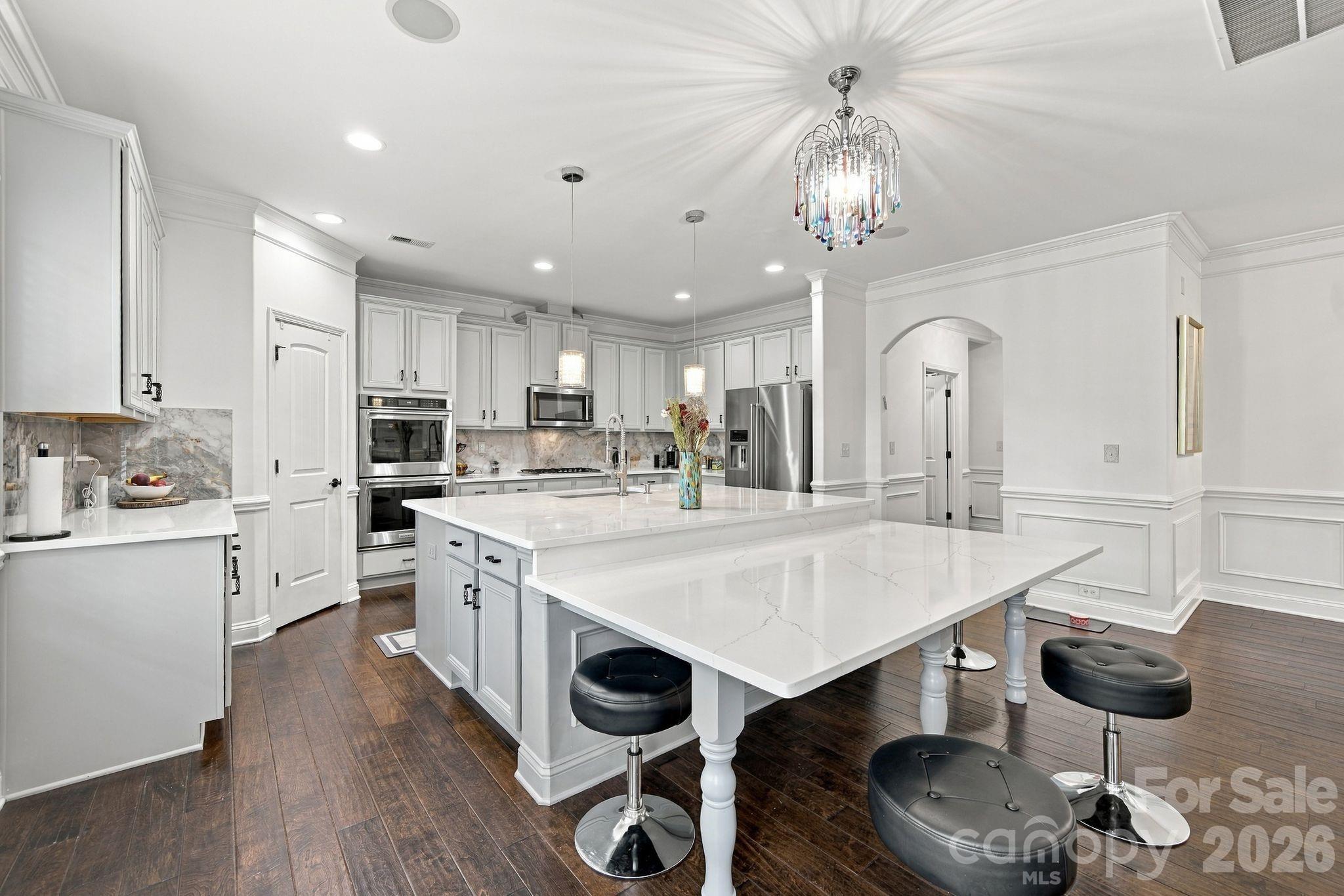 Single Family Residence at 13411 Crystal Springs Drive, Huntersville, photo 10 of 48
