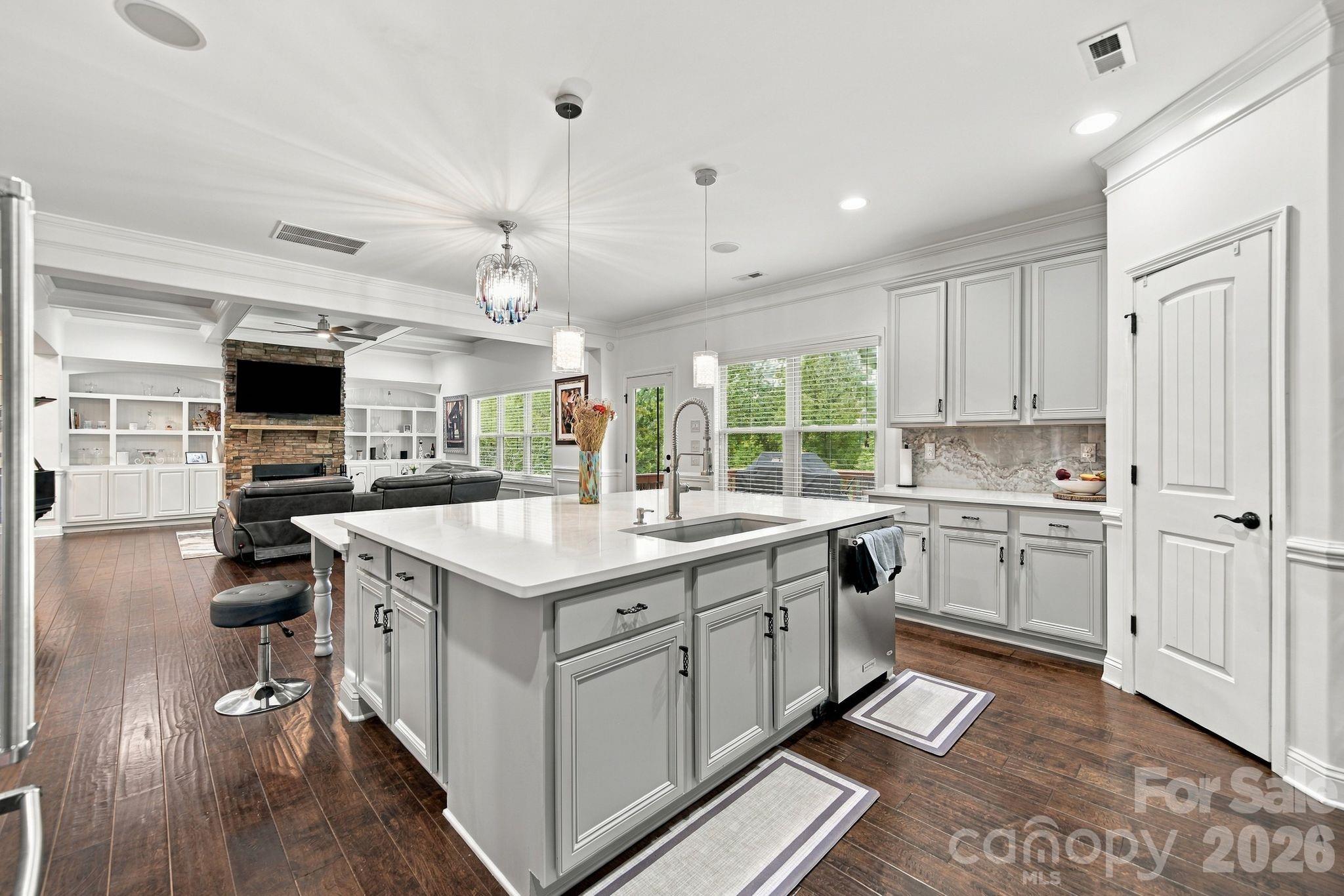 Single Family Residence at 13411 Crystal Springs Drive, Huntersville, photo 12 of 48