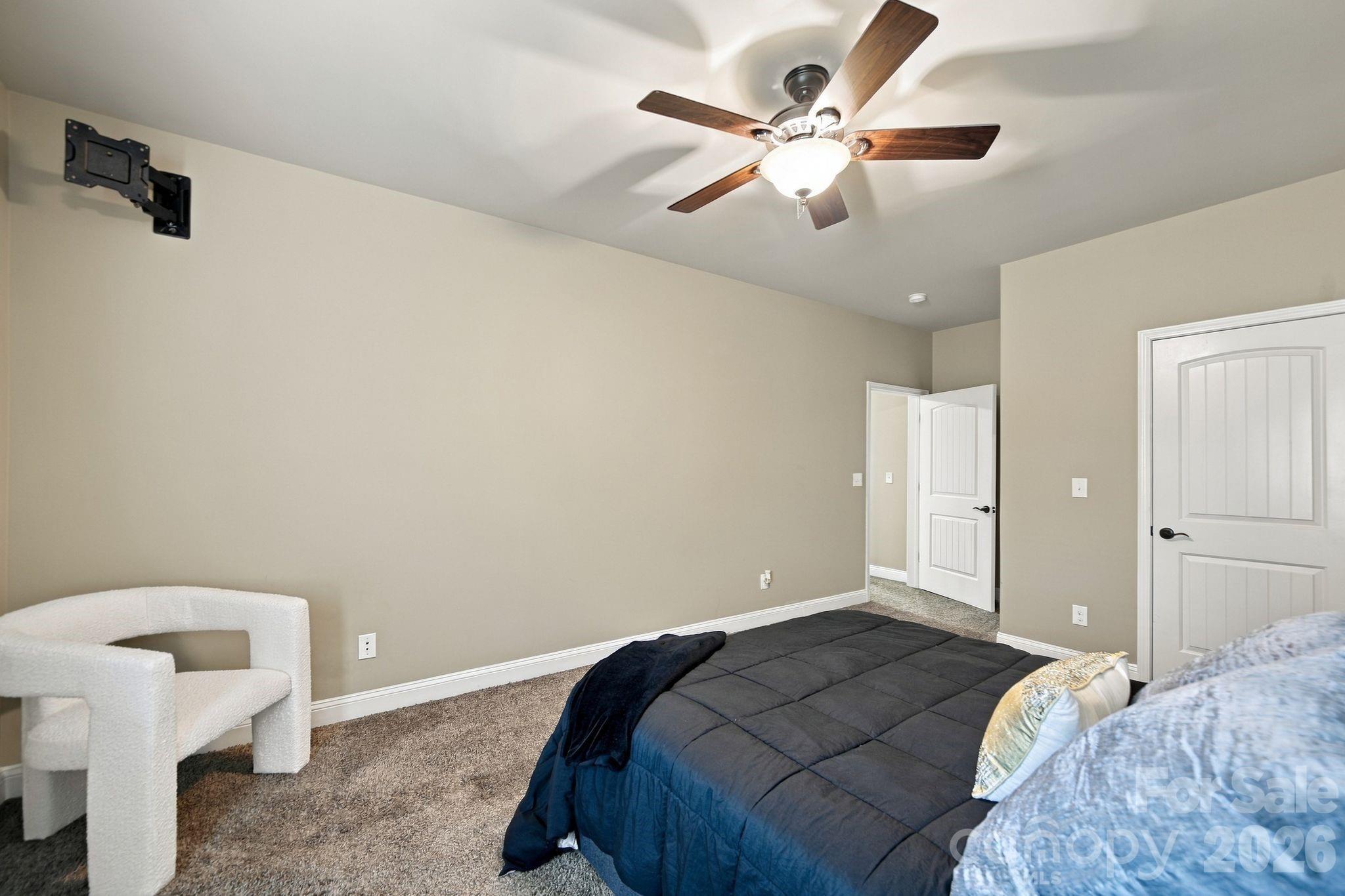 Single Family Residence at 13411 Crystal Springs Drive, Huntersville, photo 37 of 48