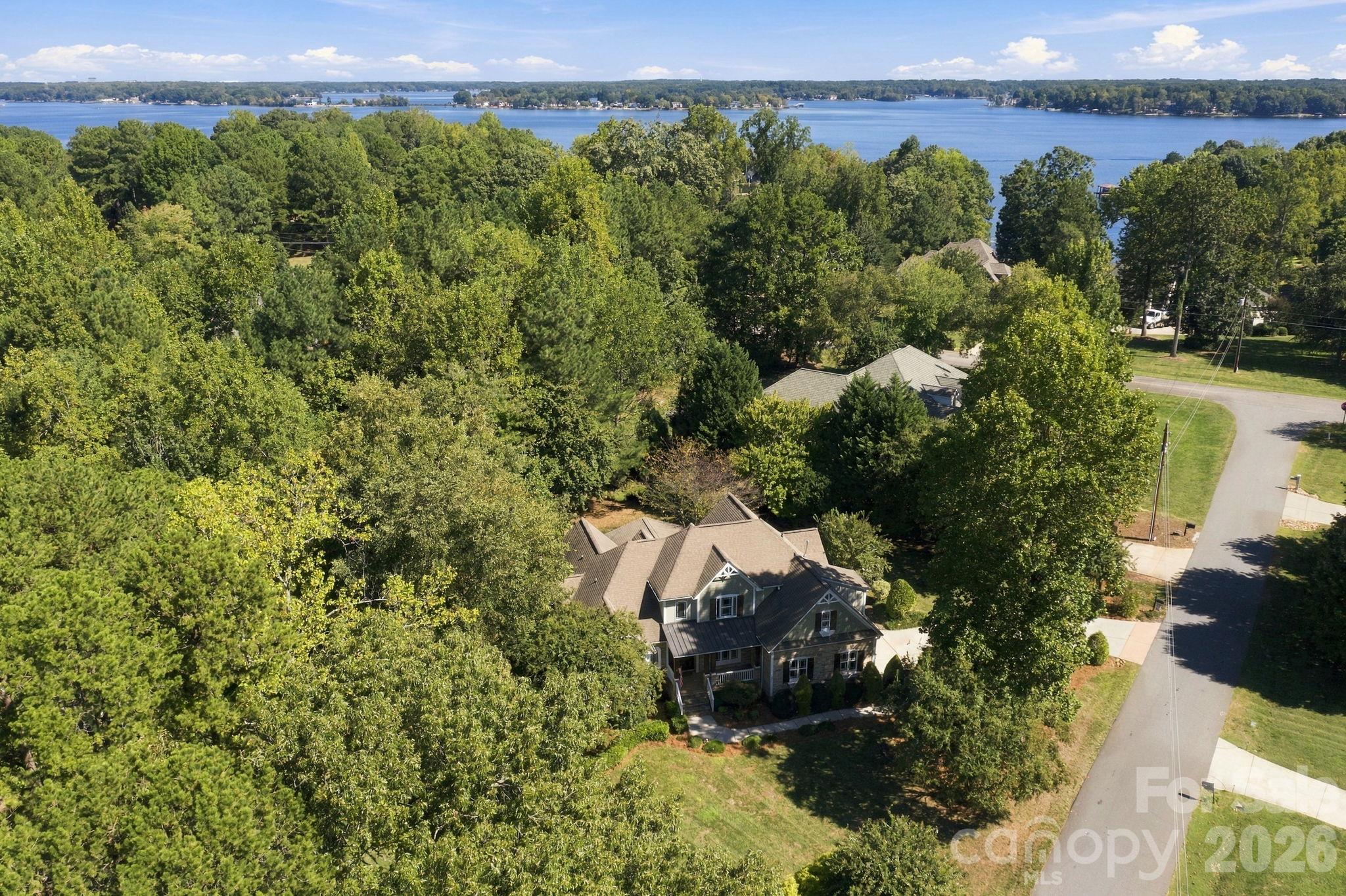 Lots of privacy - 7481 Brotherton Road, Denver