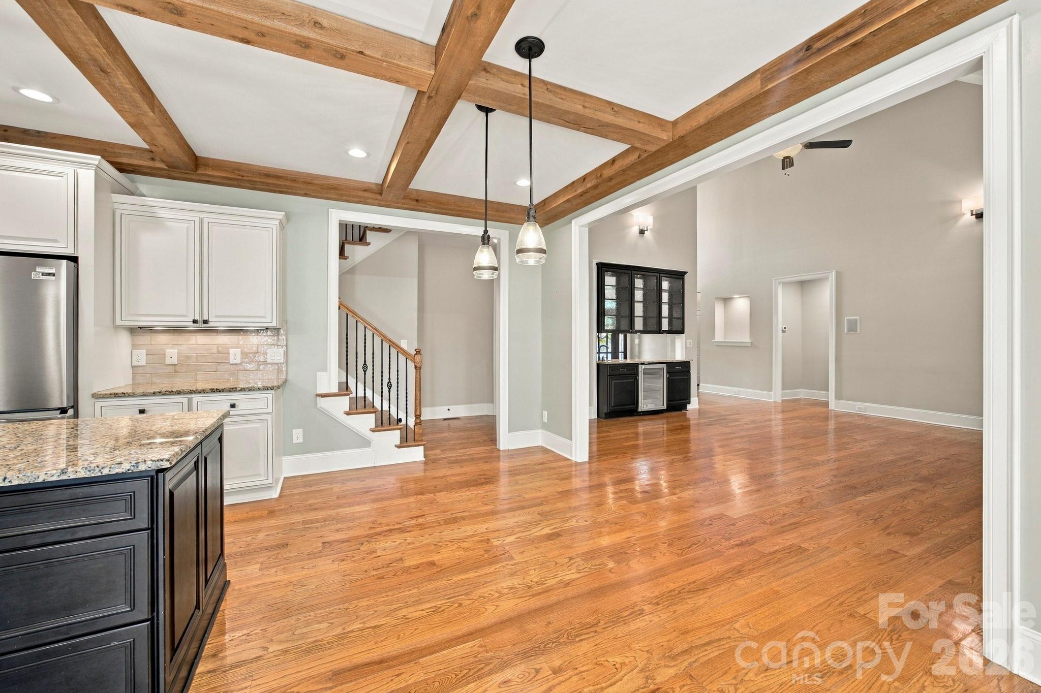 great open floorplan - 7481 Brotherton Road, Denver