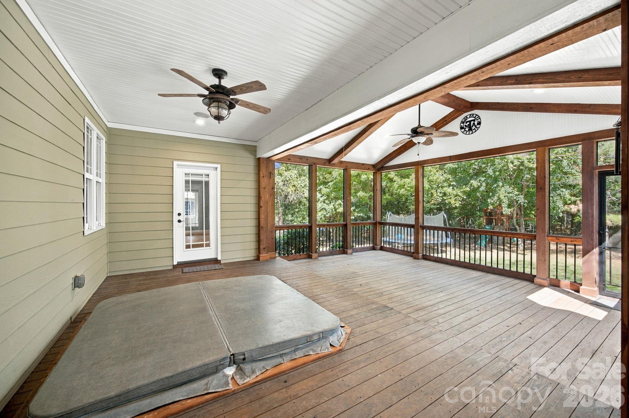 Back screened porch with Hot Tub - 7481 Brotherton Road, Denver
