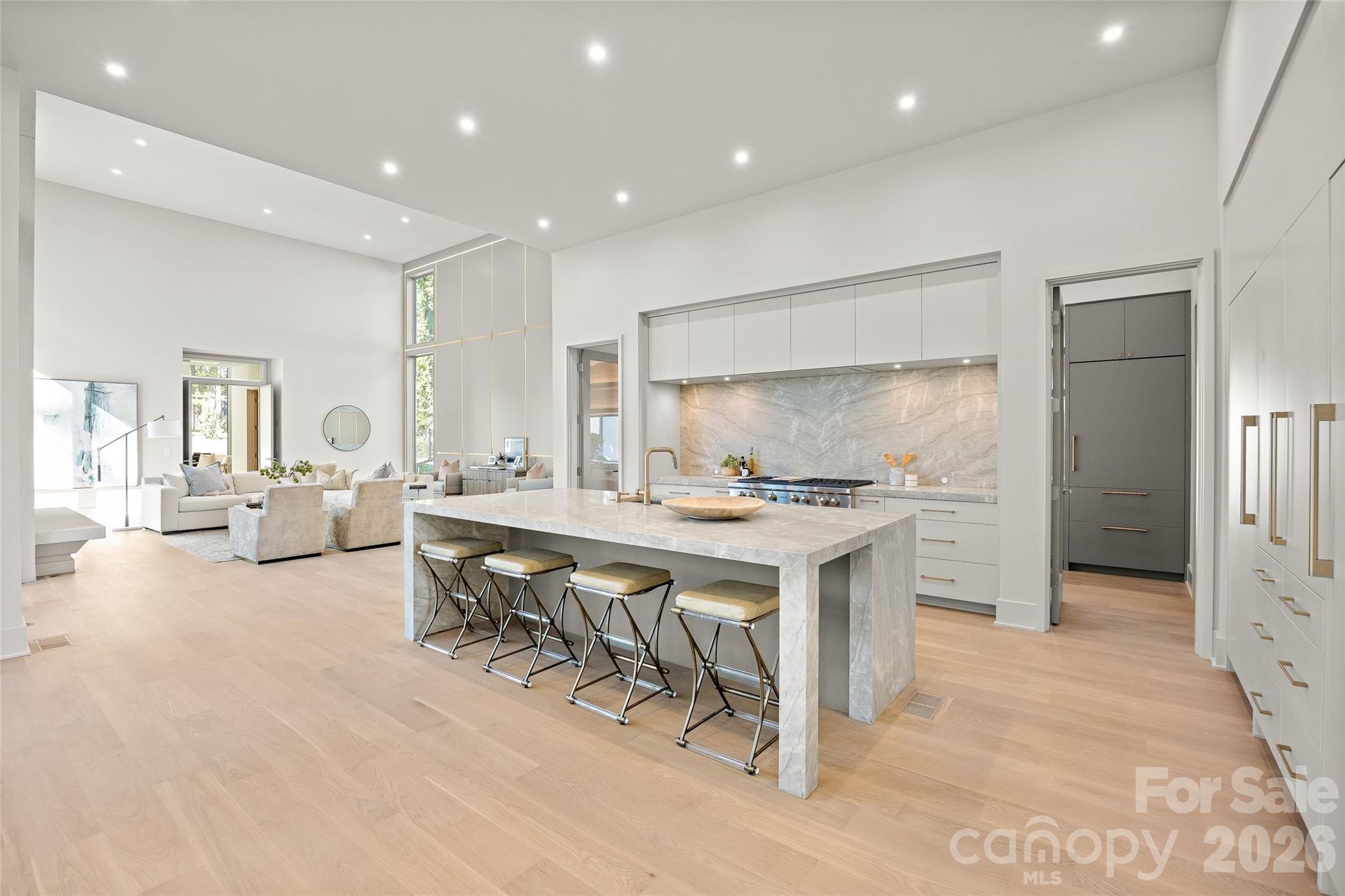 Single Family Residence at 2019 Pellyn Wood Drive, Charlotte, photo 10 of 48