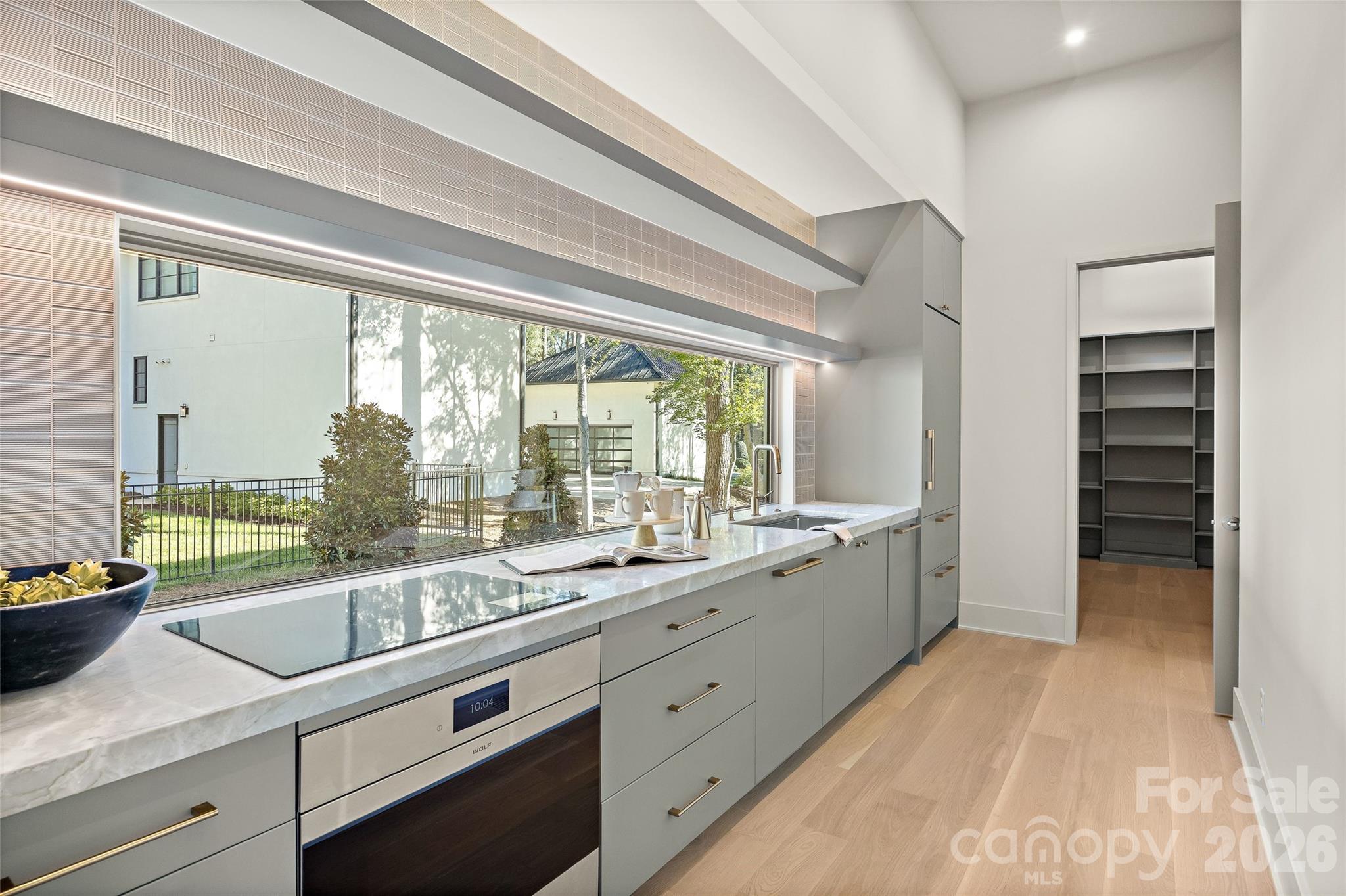 Single Family Residence at 2019 Pellyn Wood Drive, Charlotte, photo 12 of 48