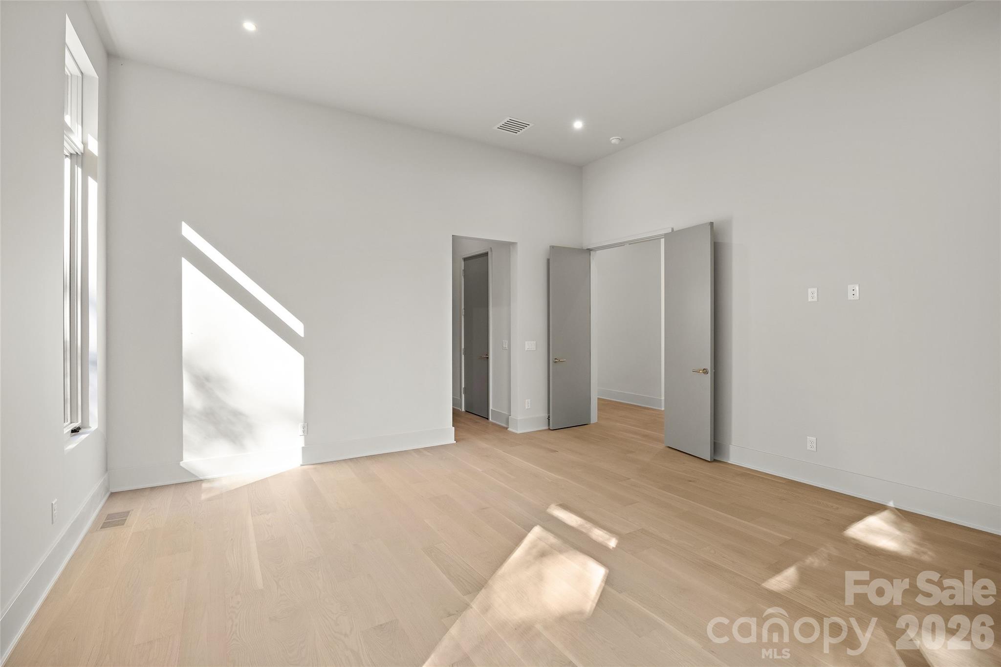 Single Family Residence at 2019 Pellyn Wood Drive, Charlotte, photo 37 of 48