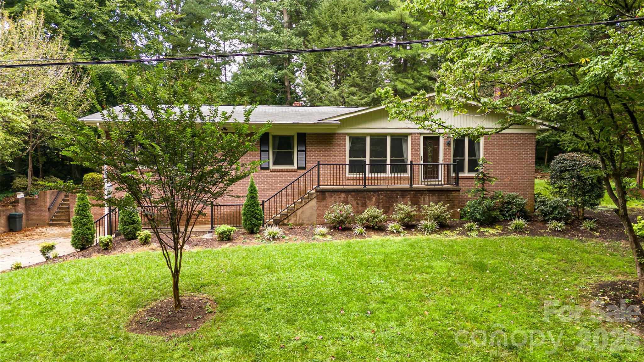 204 Sherwood Place