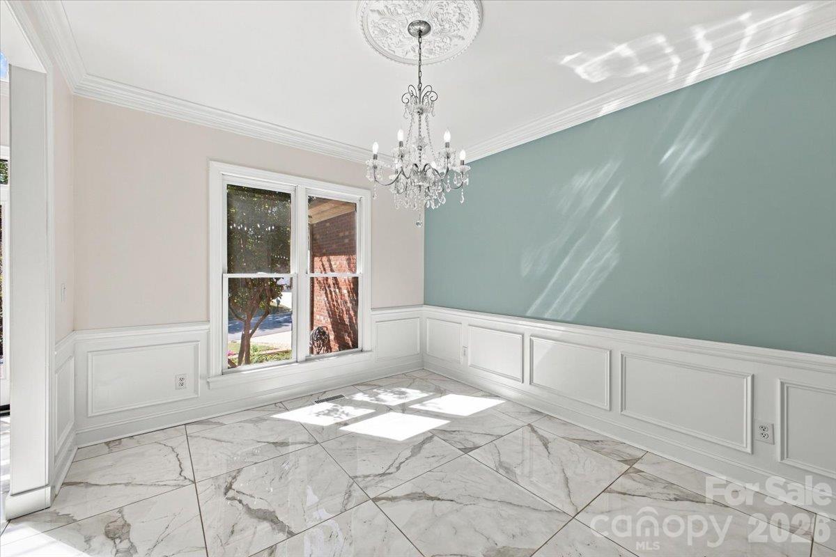 Single Family Residence at 1261 Boswell Court, Concord, photo 6 of 42