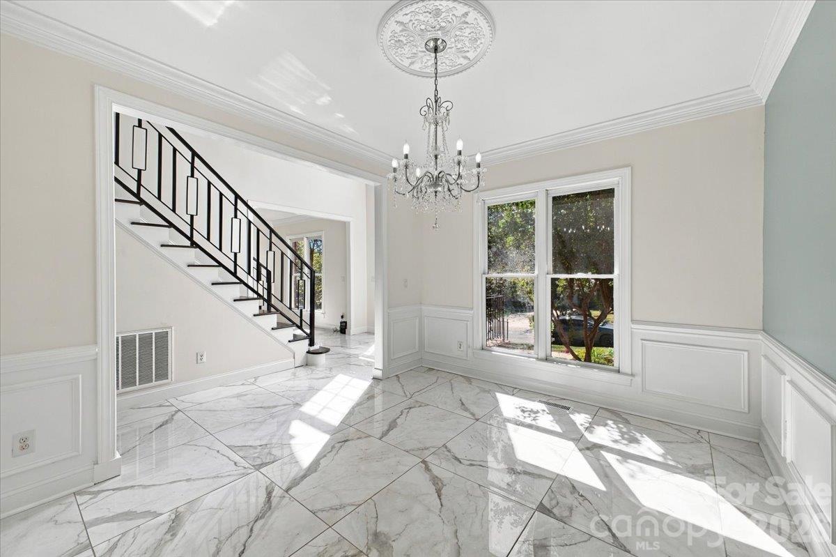 Single Family Residence at 1261 Boswell Court, Concord, photo 7 of 42