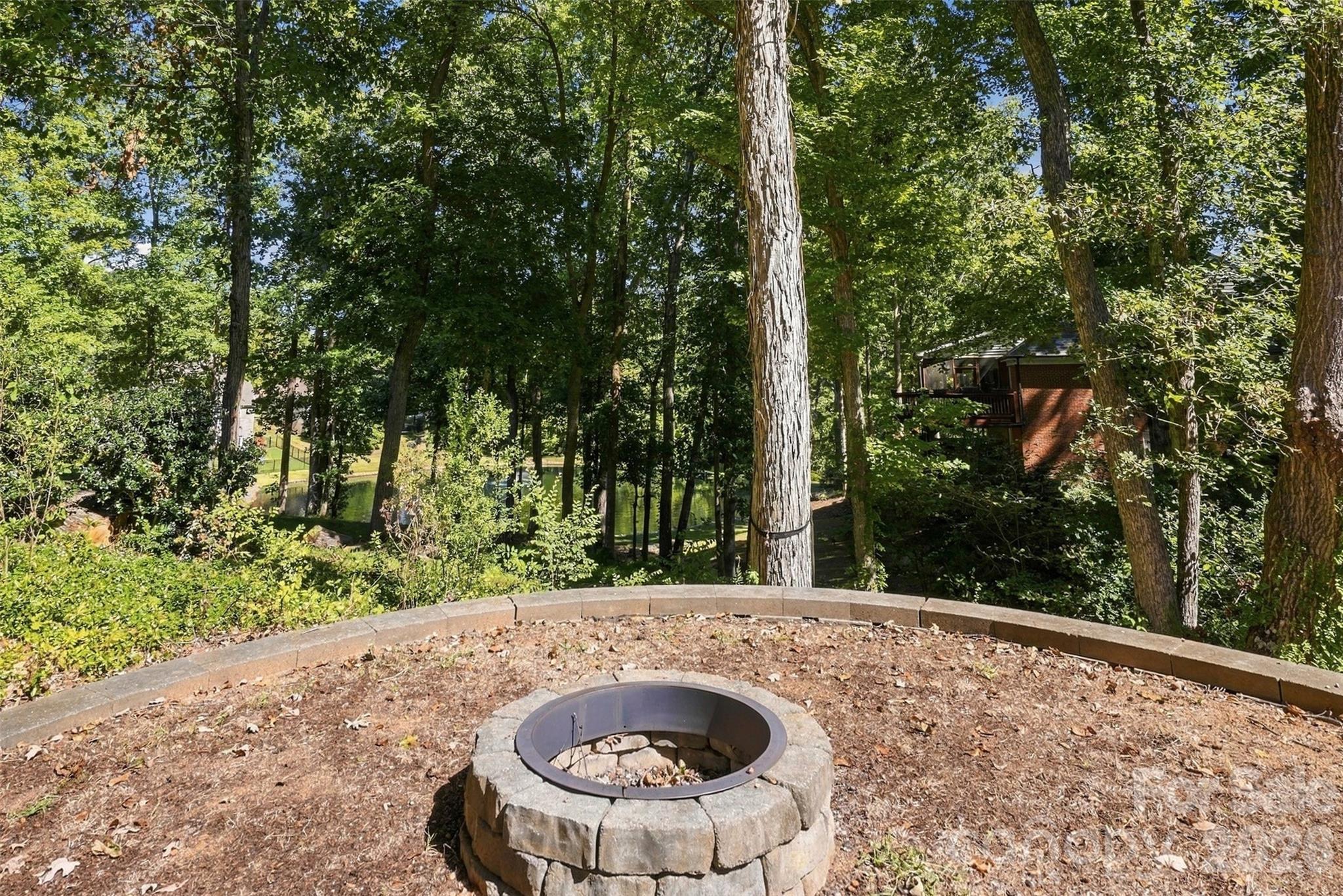 Single Family Residence at 273 S Downs Way, Fort Mill, photo 38 of 42