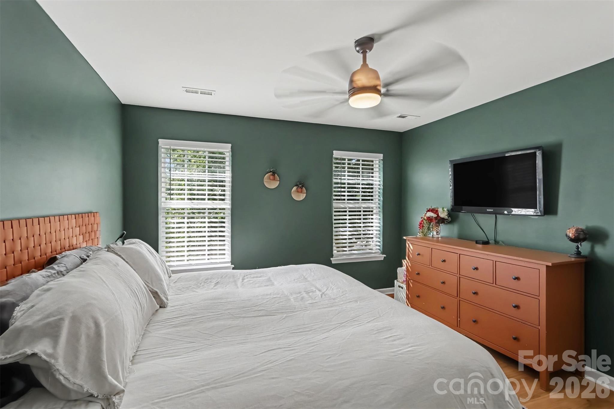 Single Family Residence at 11122 Aprilia Lane, Cornelius, photo 18 of 26