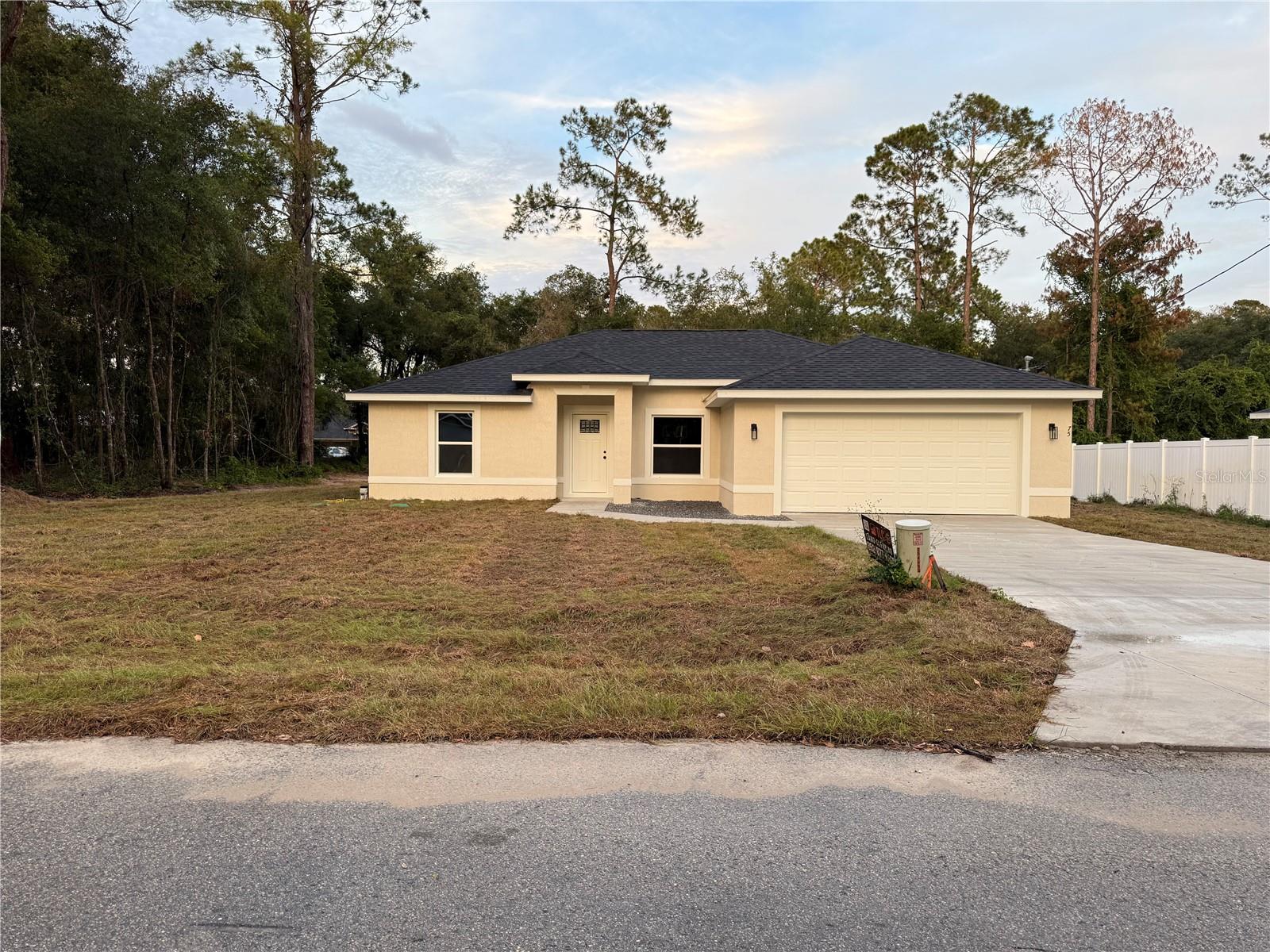 75 LOCUST DR
