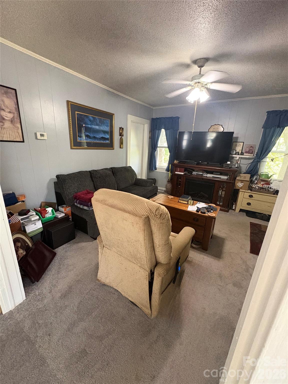 Single Family Residence at 228 Westbrook Street, Lenoir, photo 12 of 18