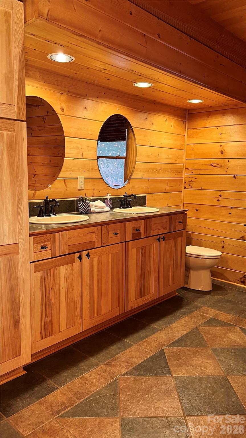 Main Level Full Bathroom - 1615 Barger Road, Salisbury