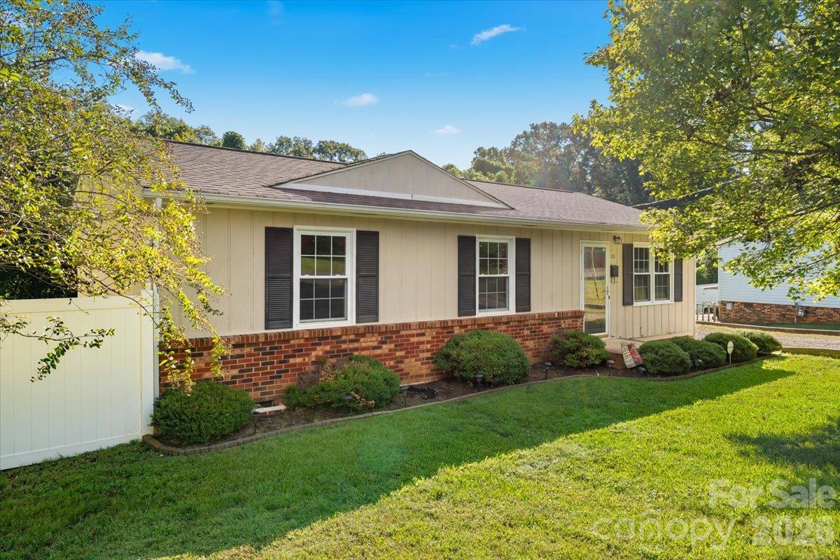 101 Cedar Lane