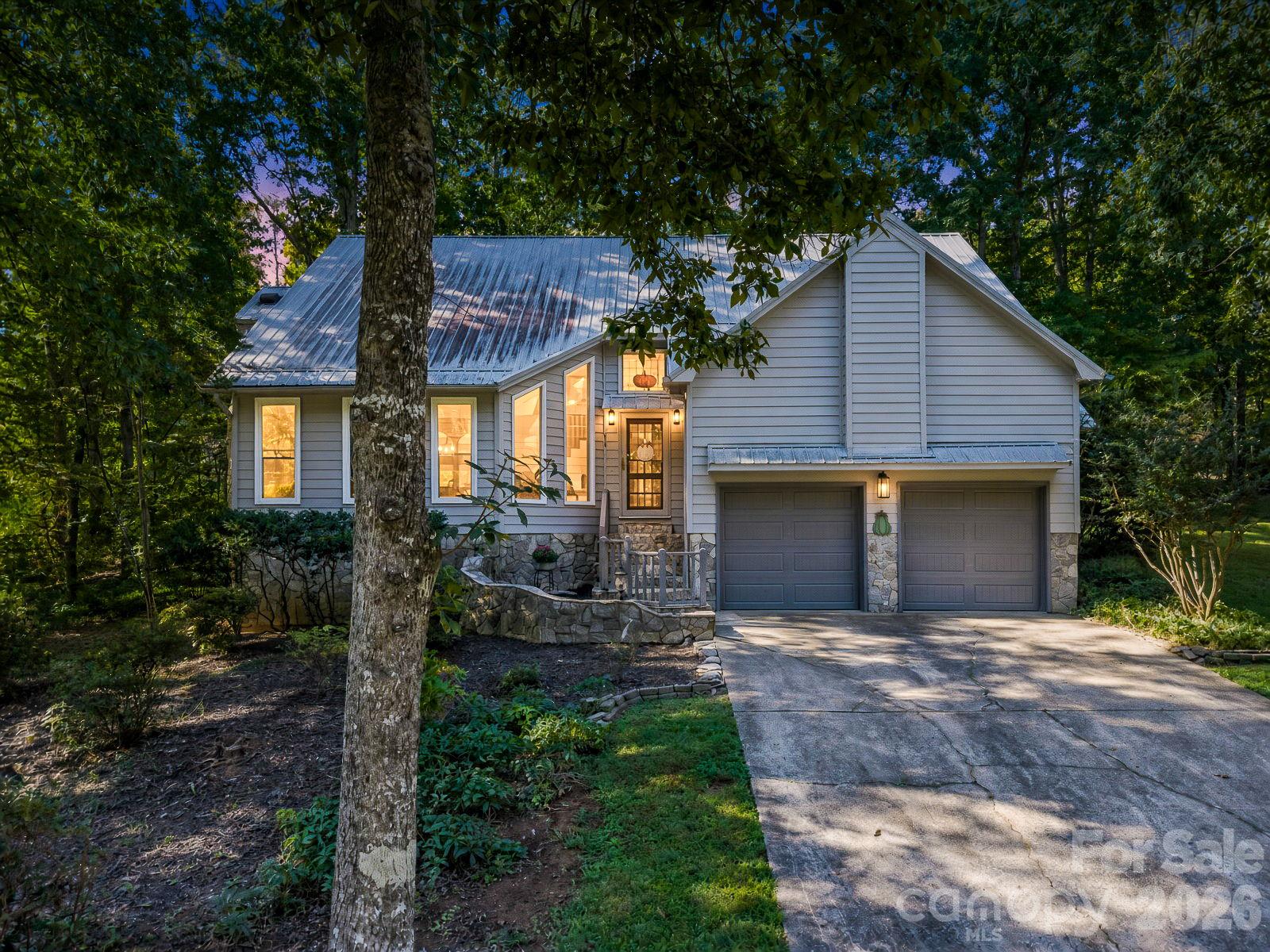 Single Family Residence at 271 Anne Street, Rutherfordton, photo 2 of 48