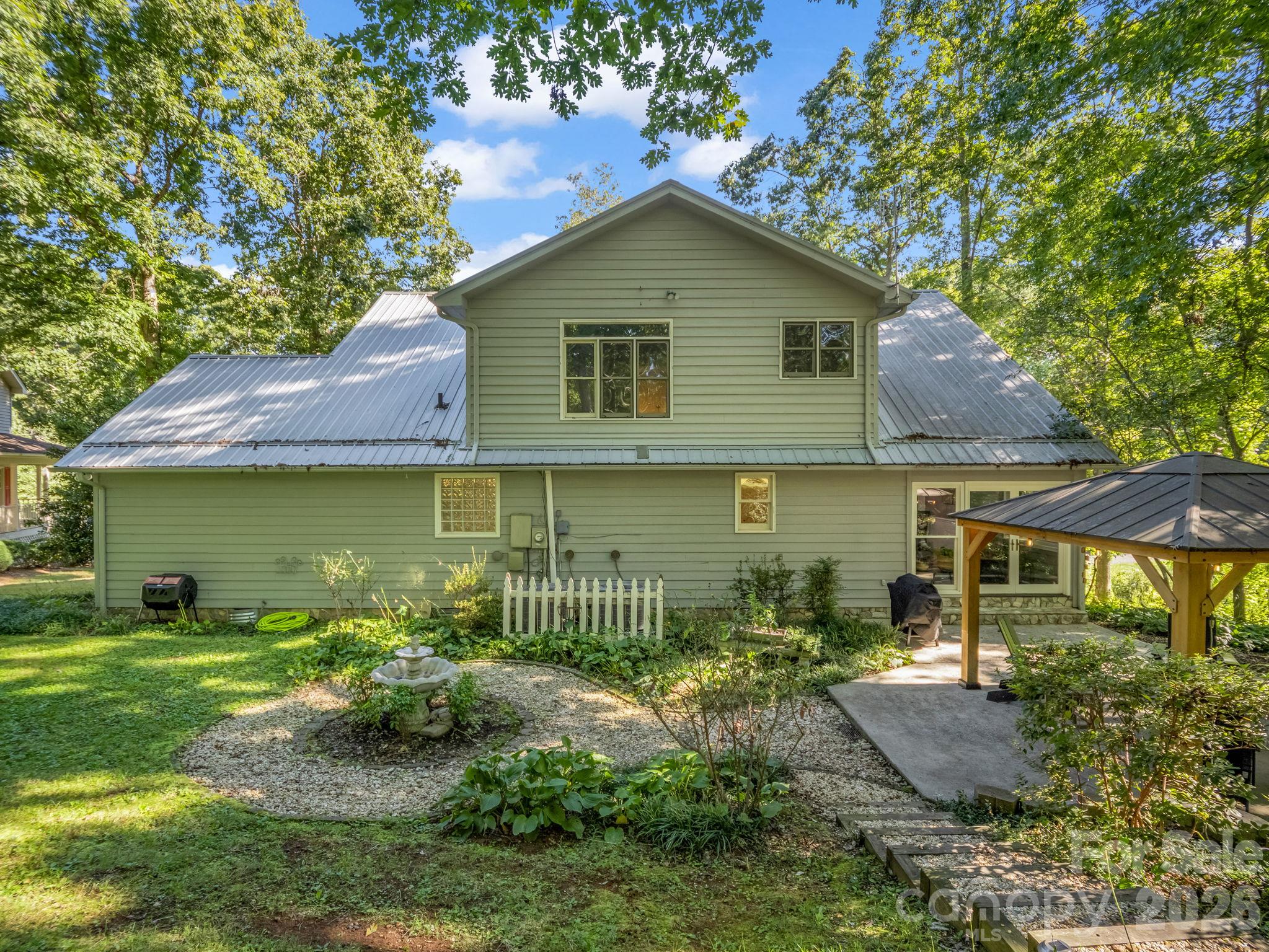 Single Family Residence at 271 Anne Street, Rutherfordton, photo 8 of 48