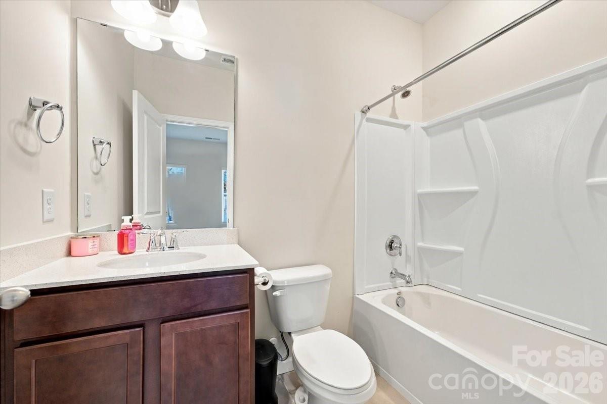 Townhouse at 536 Dorman Street, Belmont, photo 27 of 41