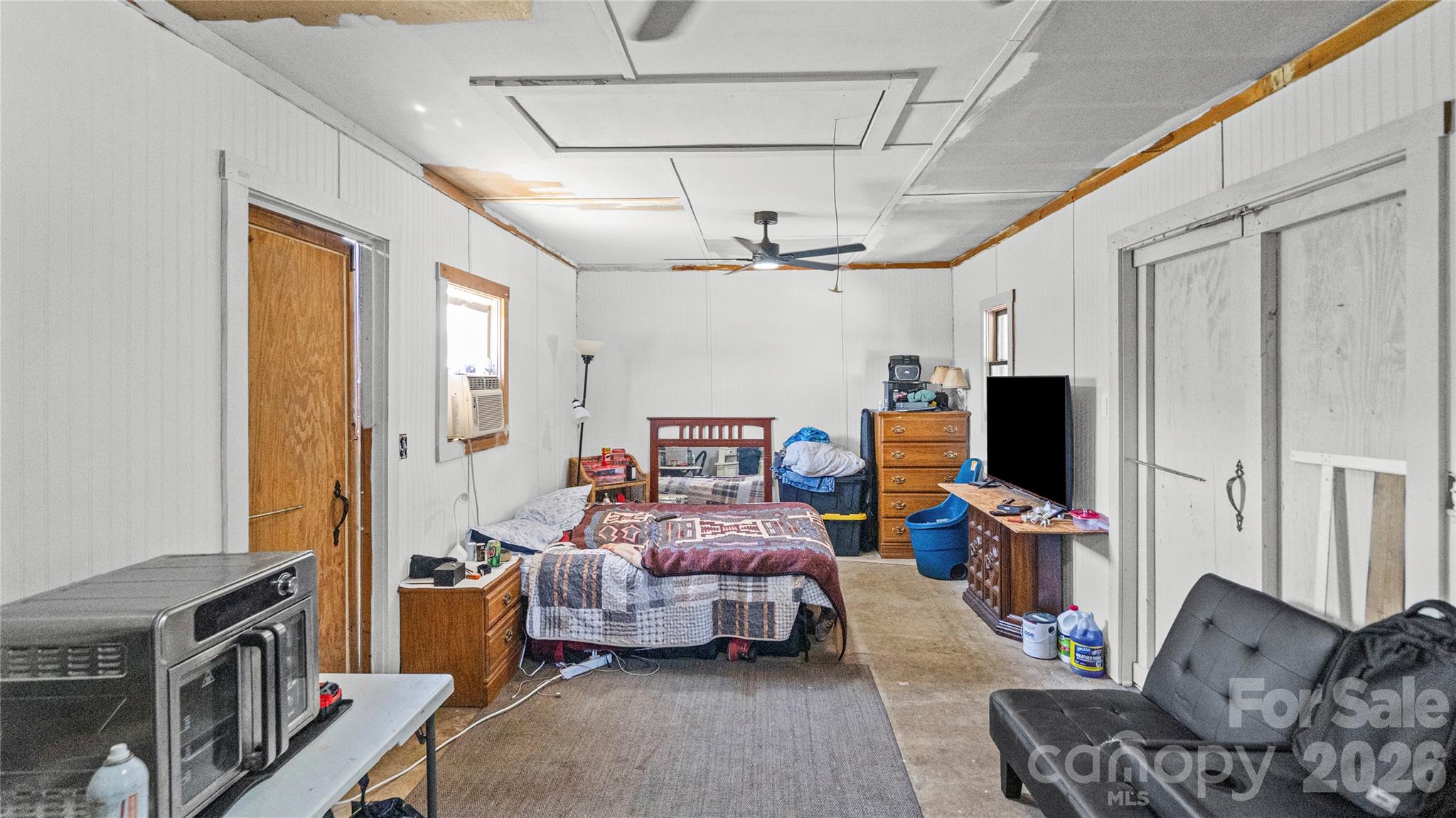Pool house w/ plumbing -lots of opportunity - 3627 Edwards Road, Wingate