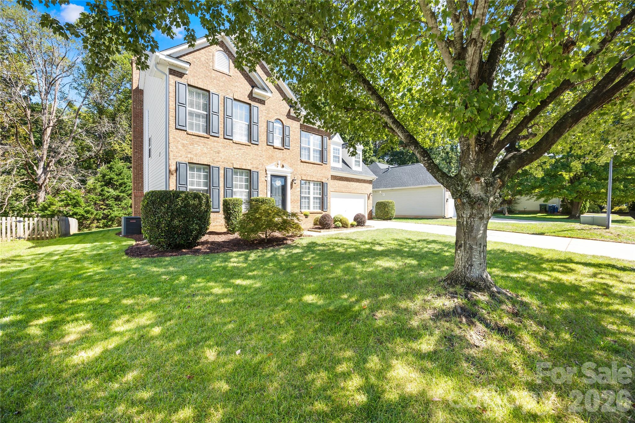 Single Family Residence at 13615 Edgetree Drive, Pineville, photo 40 of 42