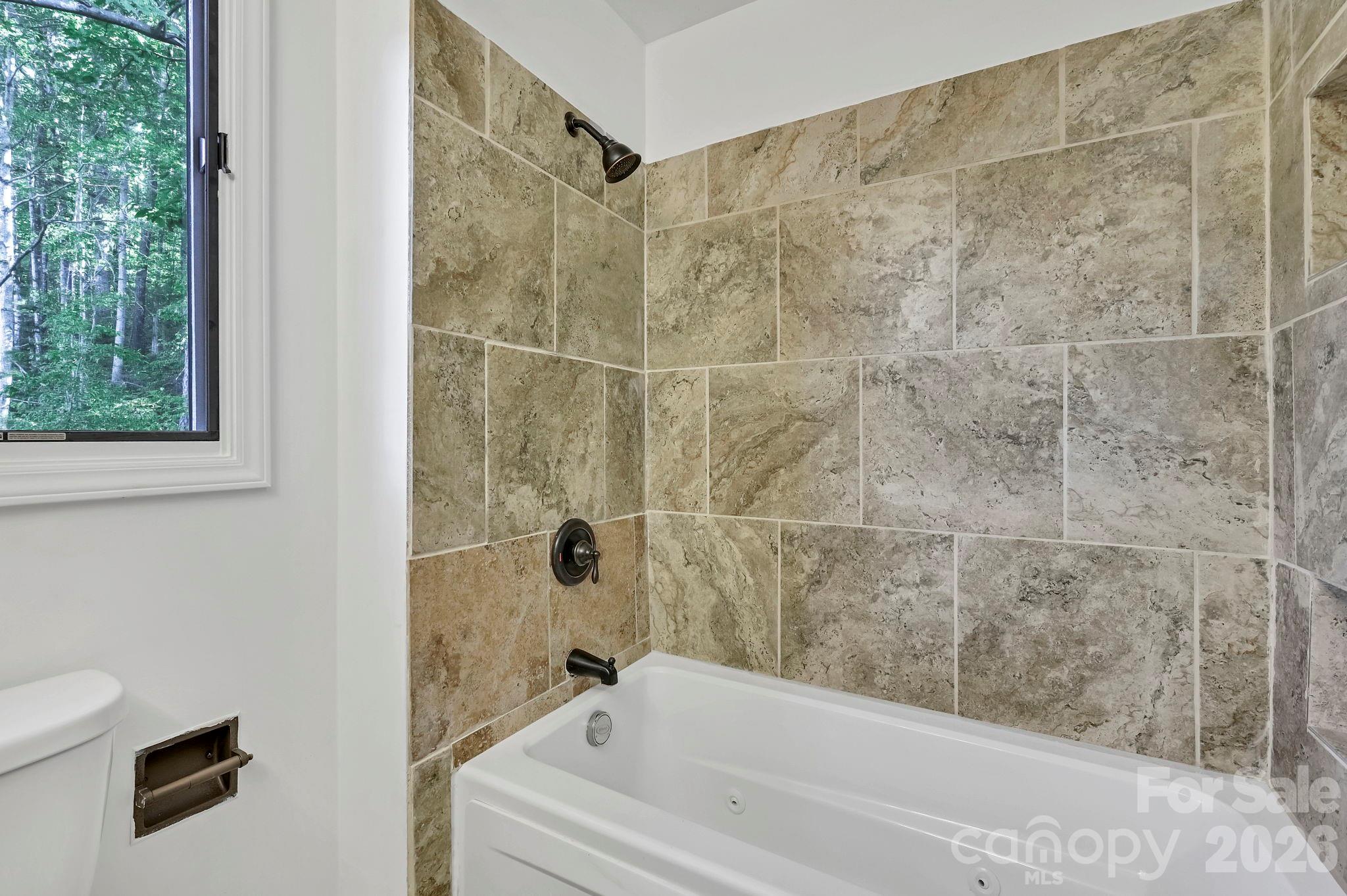 Condominium at 305 Piney Mountain Drive, Asheville, photo 12 of 18