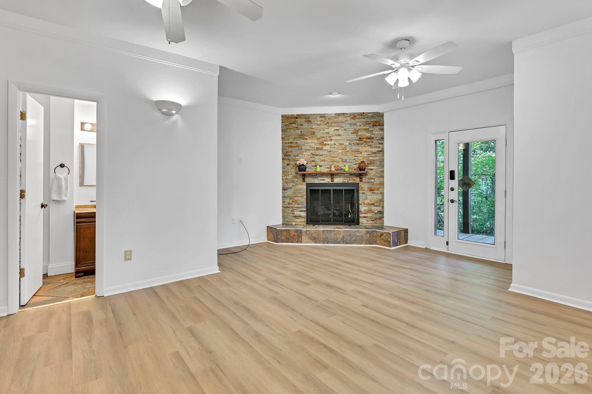 Condominium at 305 Piney Mountain Drive, Asheville, photo 15 of 18