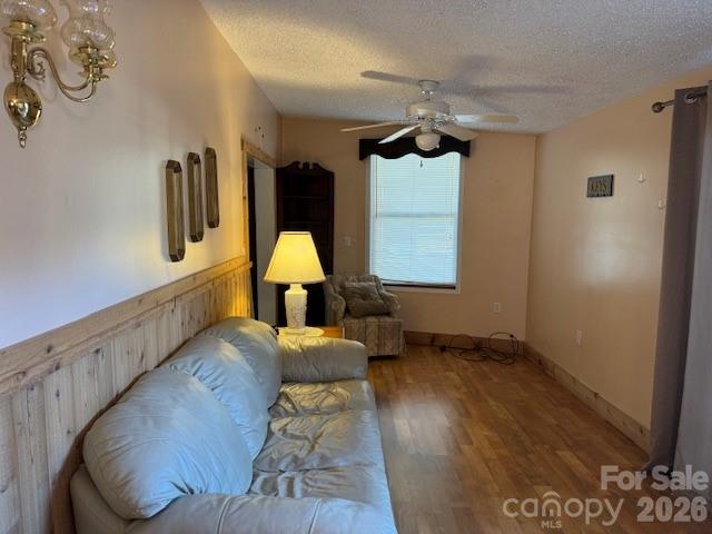 Single Family Residence at 314 Lake Tillery Trail, Mount Gilead, photo 10 of 18
