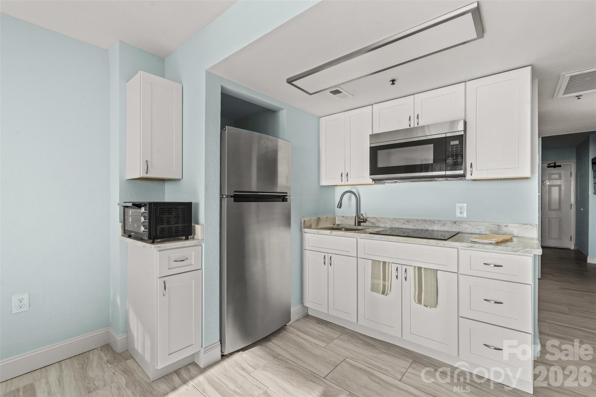 Condominium at 2310 N Ocean Boulevard, Myrtle Beach, photo 3 of 20