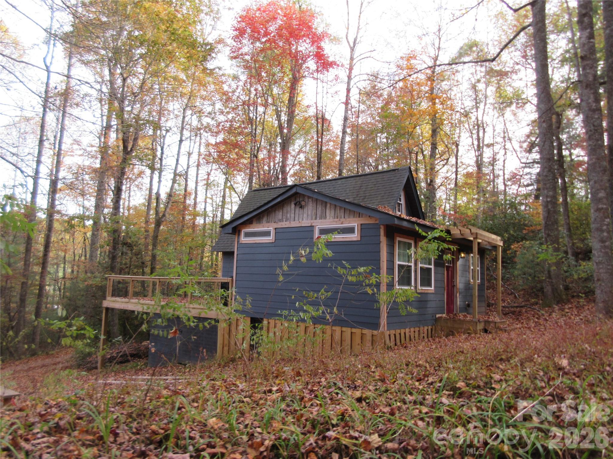 Single Family Residence at 30 Rainbow Lake Circle, Black Mountain, photo 4 of 15