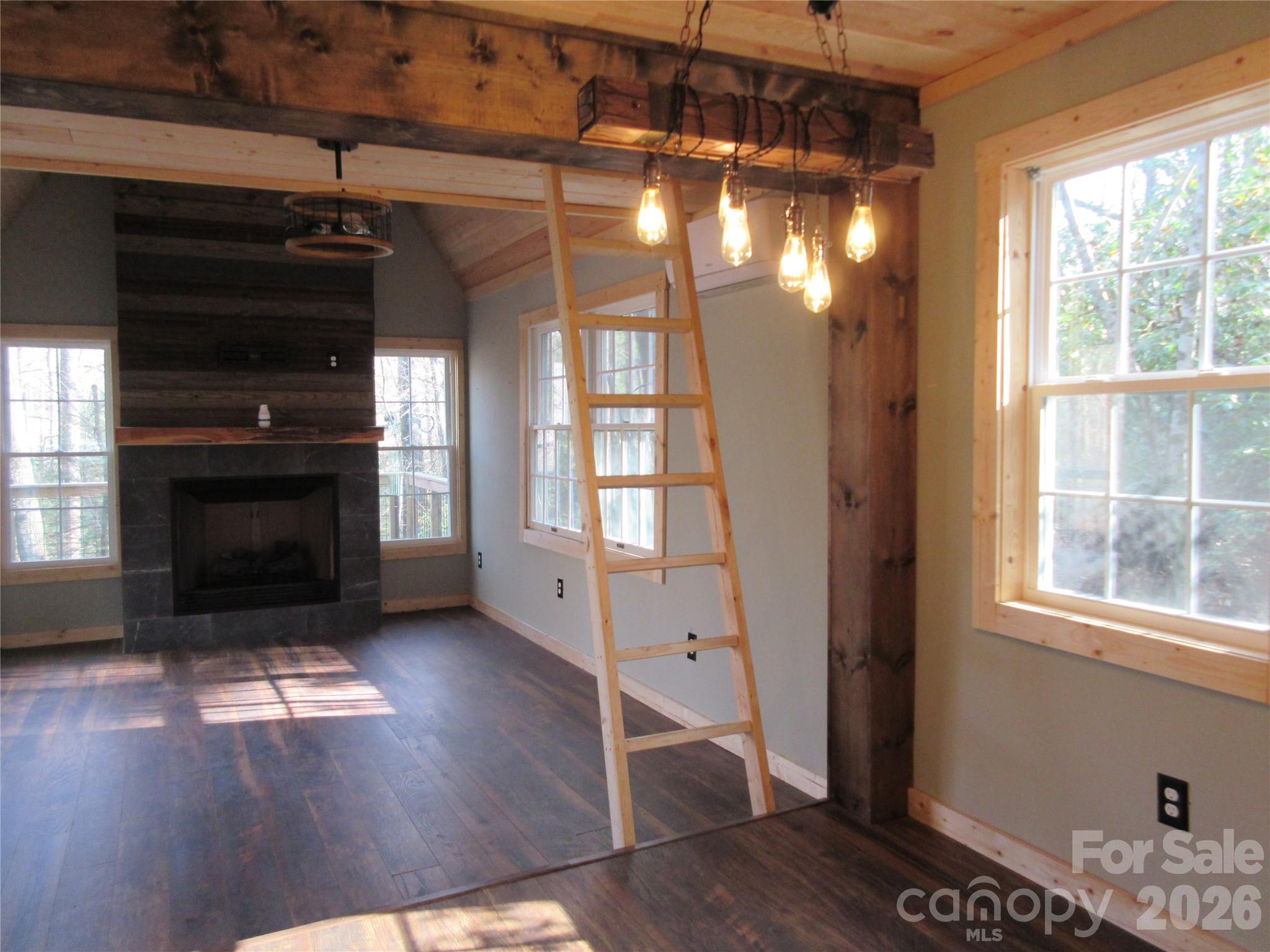 Single Family Residence at 30 Rainbow Lake Circle, Black Mountain, photo 9 of 15