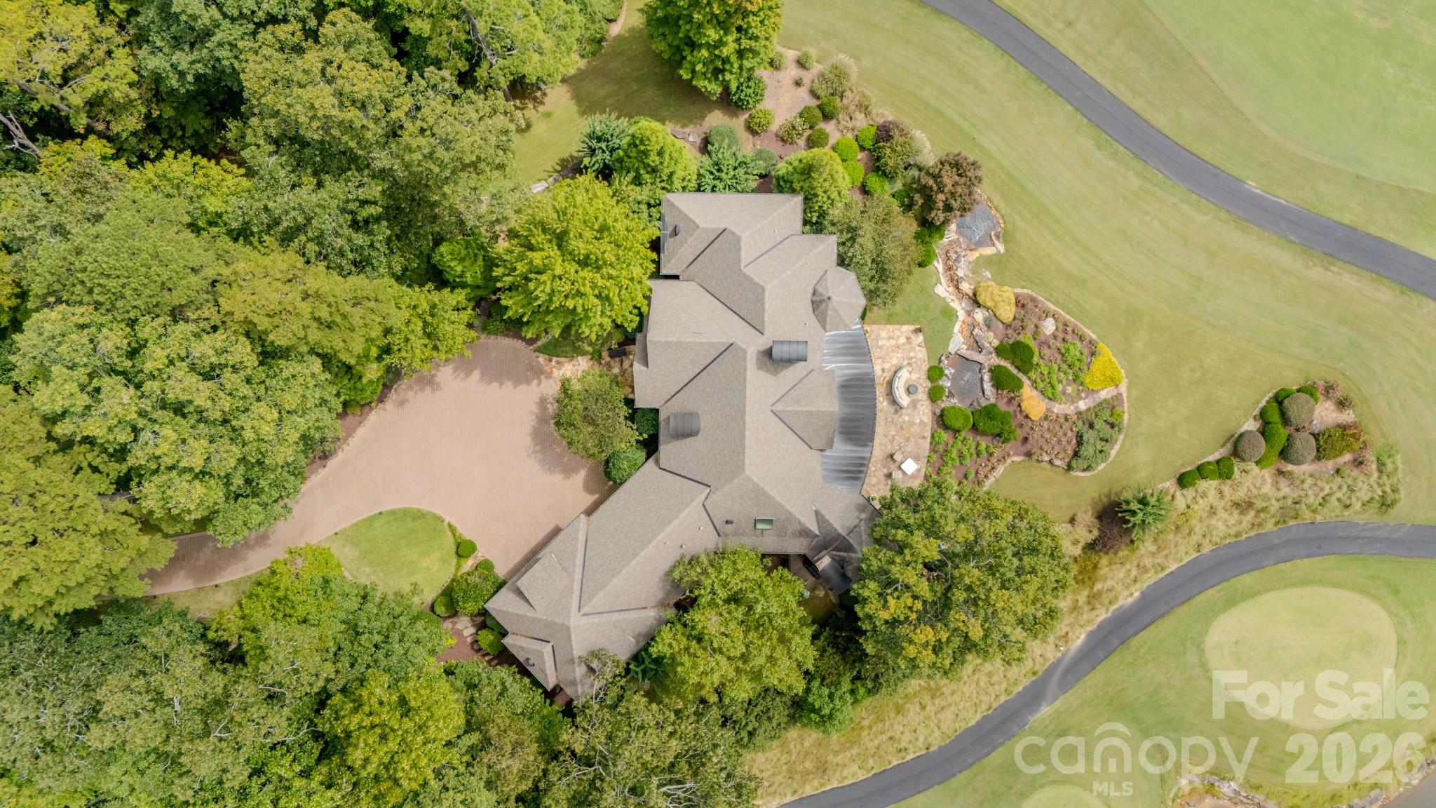 Single Family Residence at 15 Water View Court, Travelers Rest, photo 5 of 48