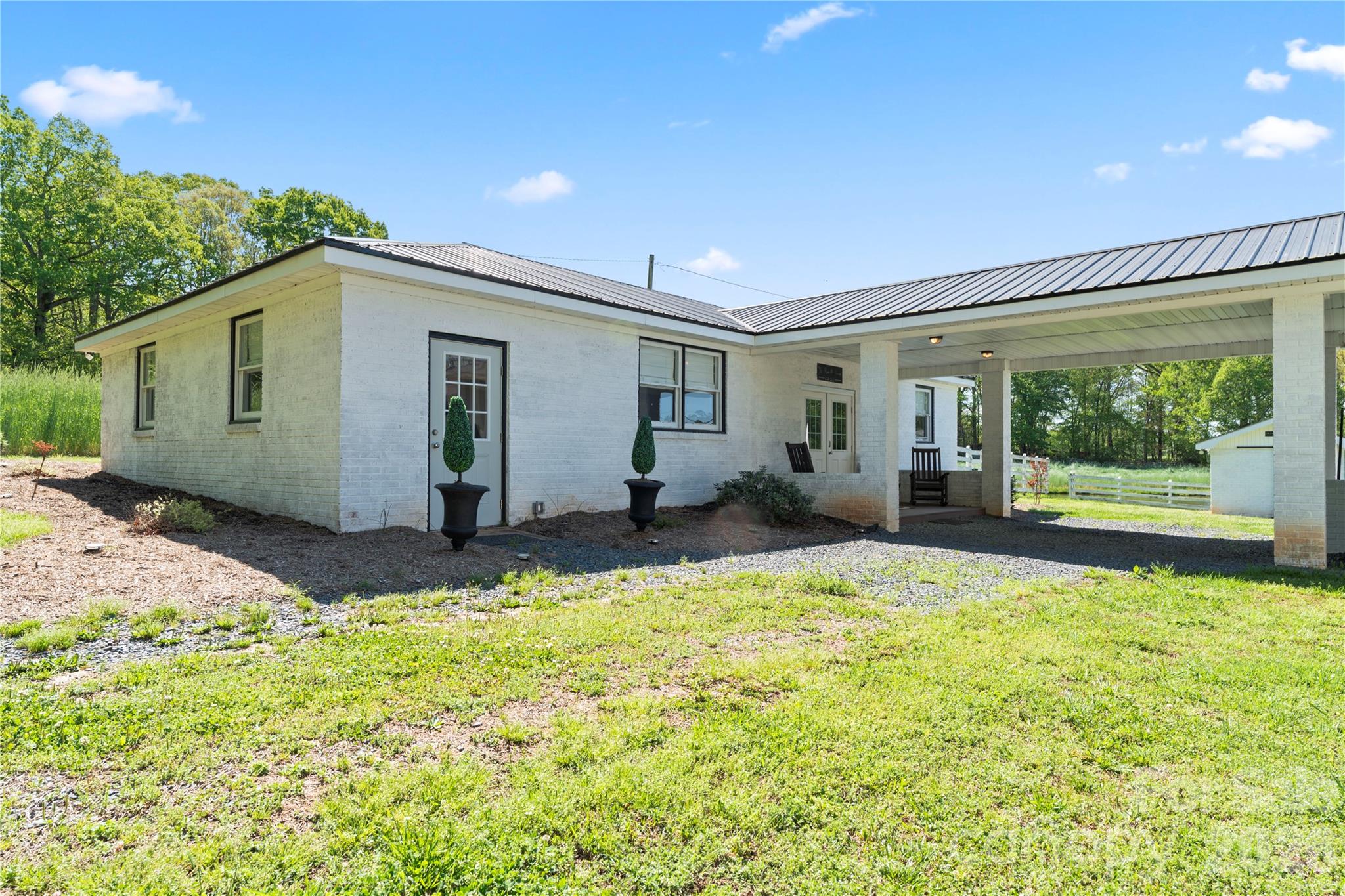 Single Family Residence at 36984 B&C Carter Road, New London, photo 31 of 46