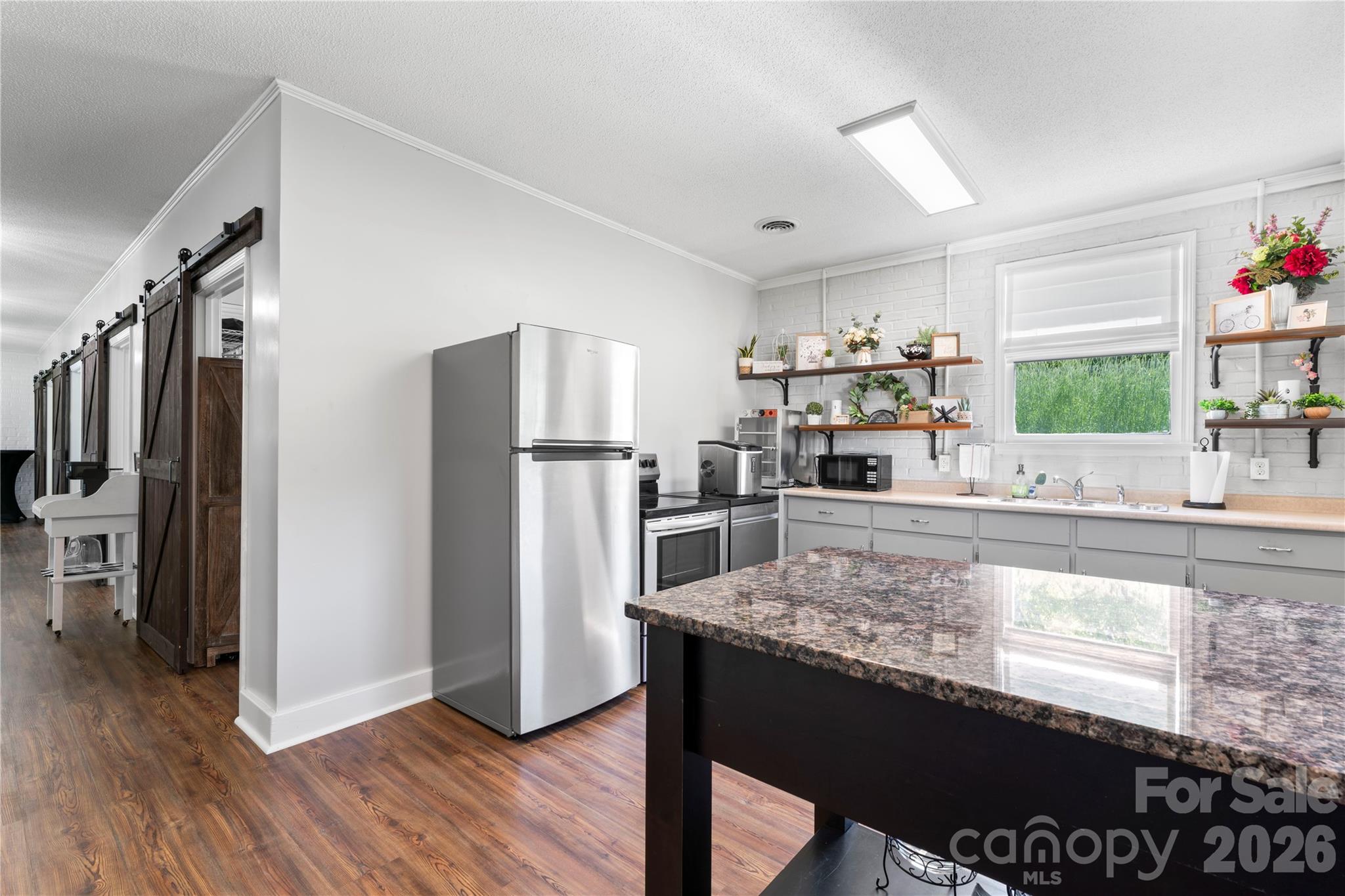 Venue Kitchen - 36984 B&C Carter Road, New London