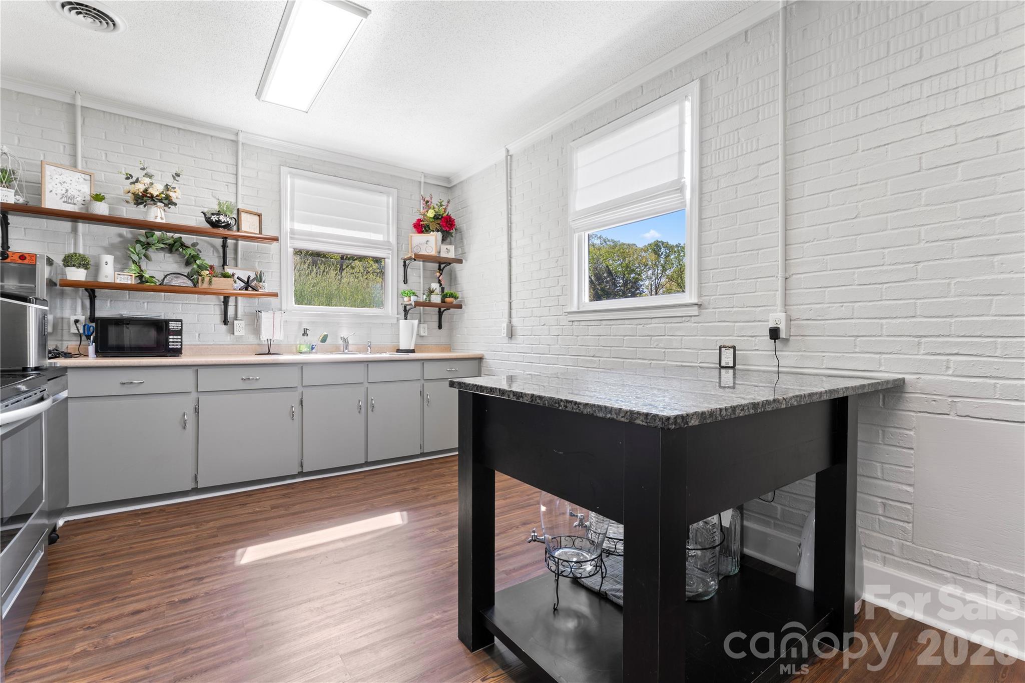 Venue Kitchen - 36984 B&C Carter Road, New London