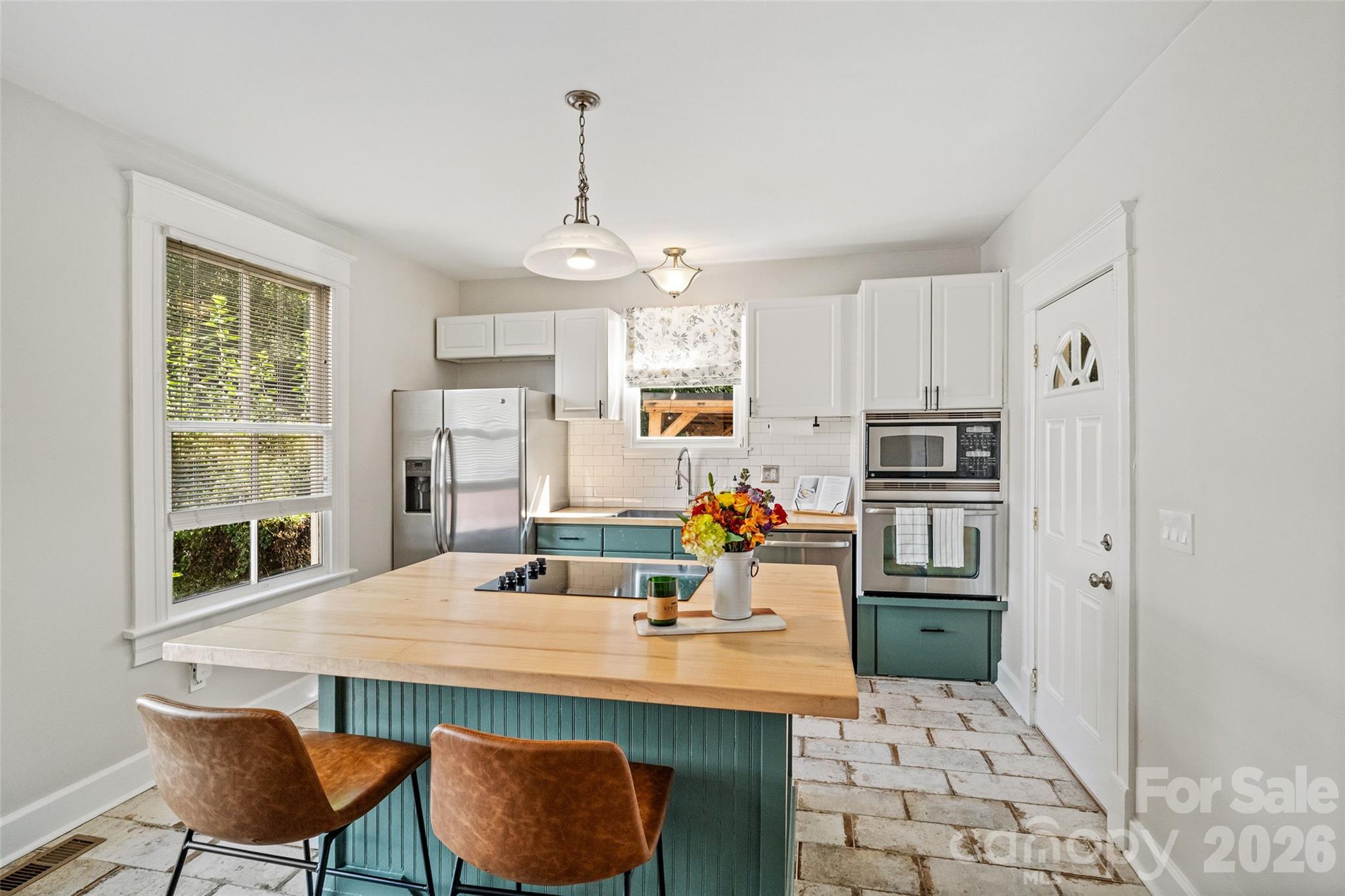 A kitchen with character - 233 Marion Street, Rock Hill