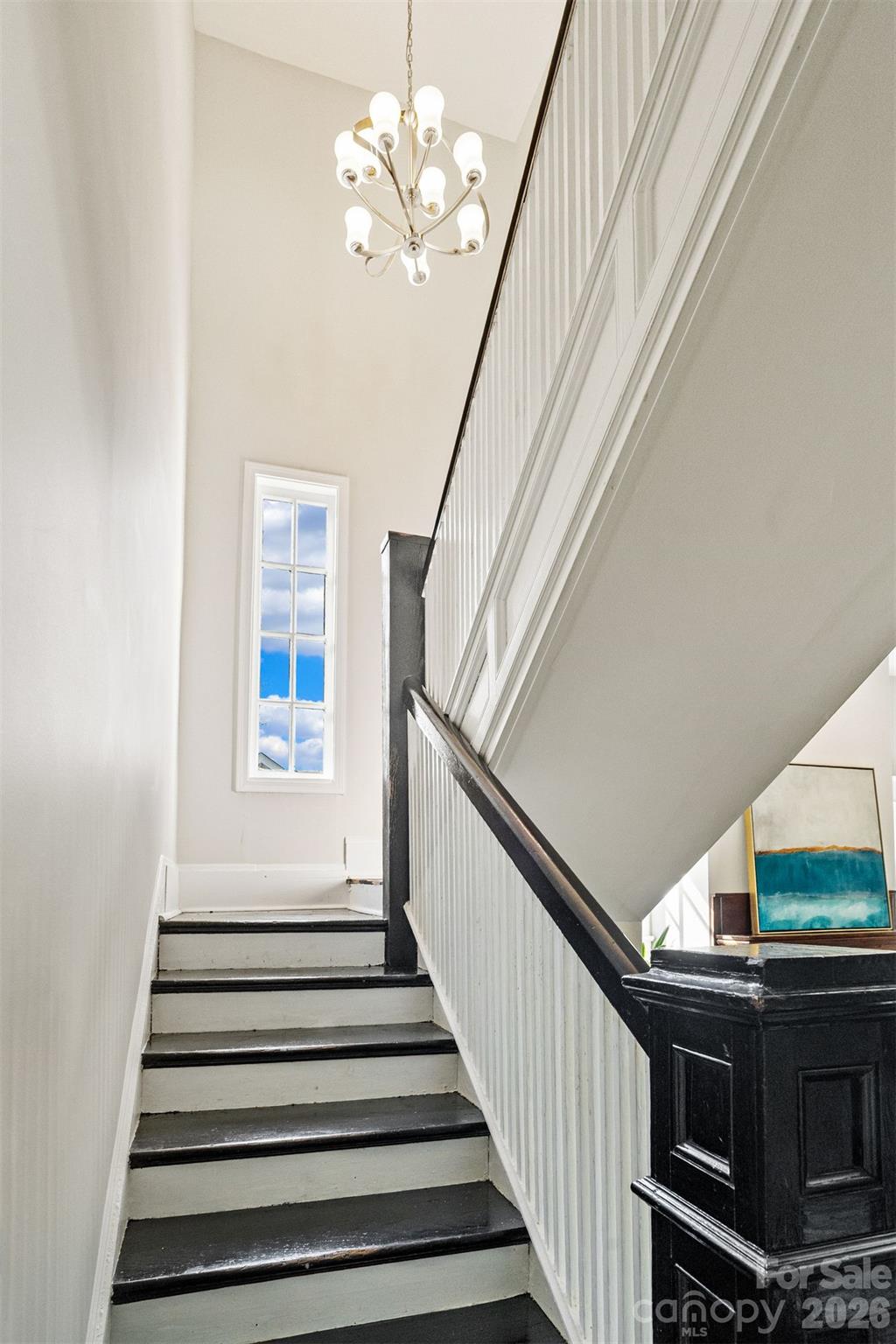 A dramatic staircase - 233 Marion Street, Rock Hill