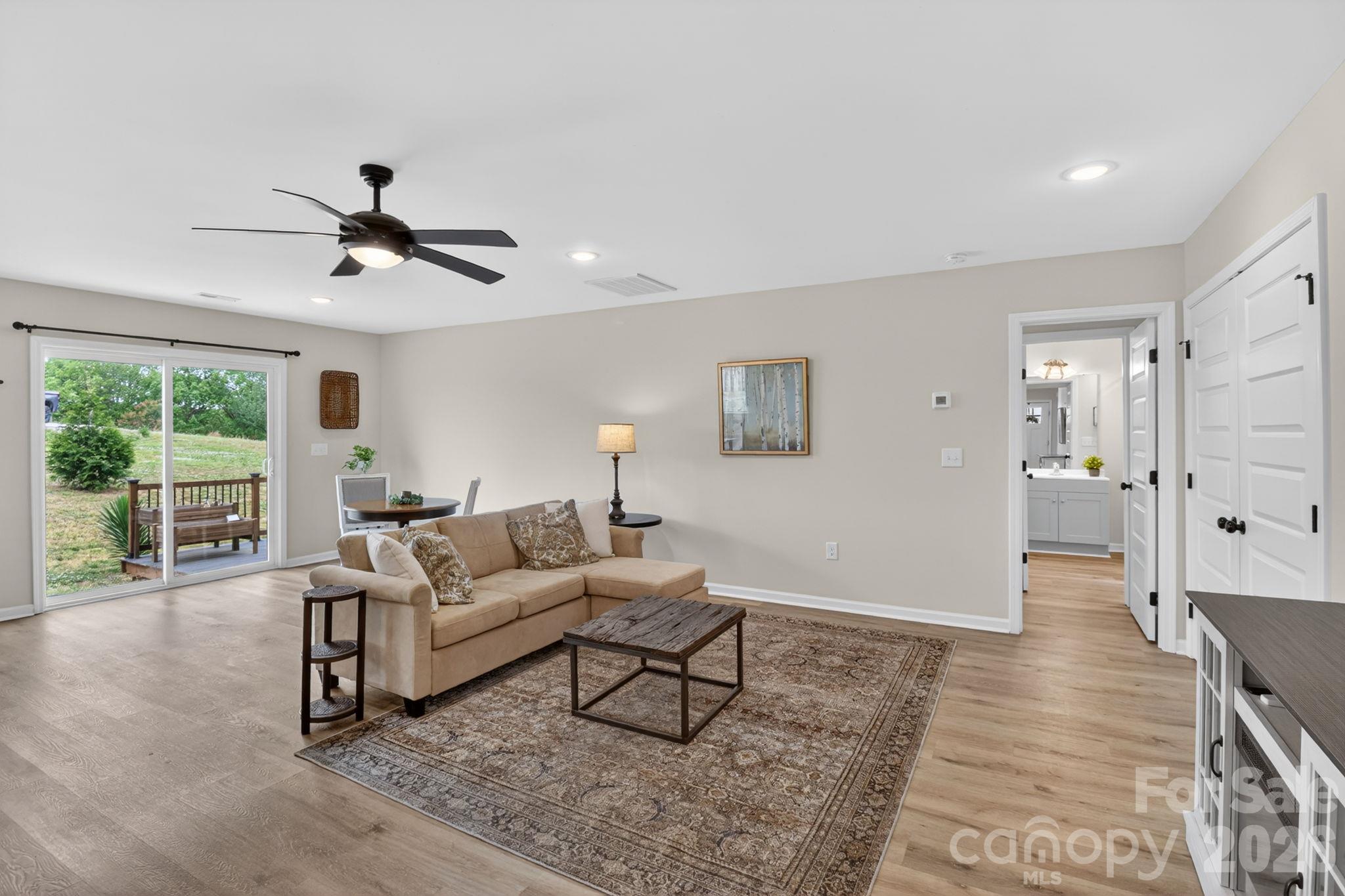 Single Family Residence at 6109 Bunn Simpson Road, Marshville, photo 4 of 33