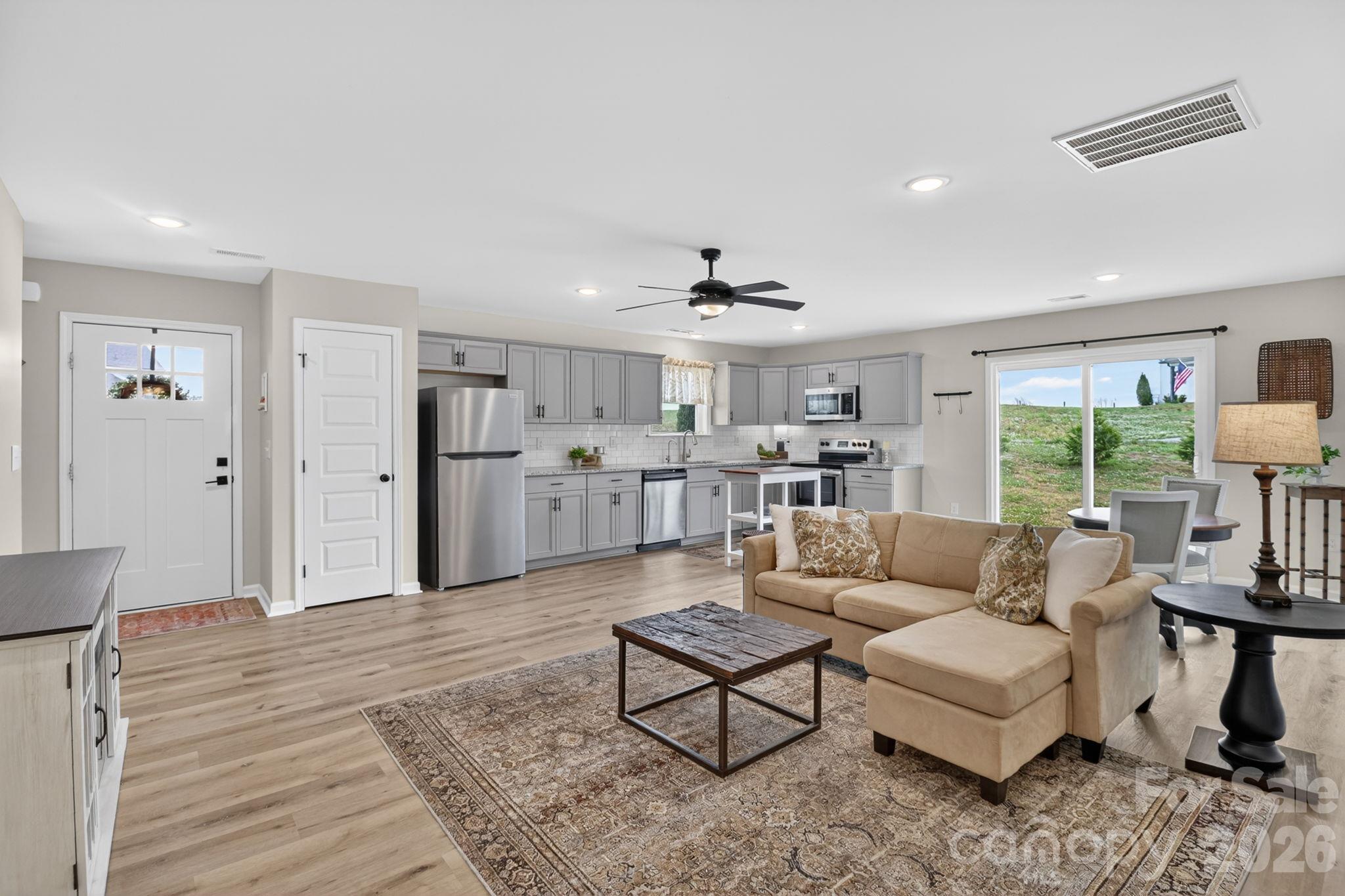Single Family Residence at 6109 Bunn Simpson Road, Marshville, photo 9 of 33